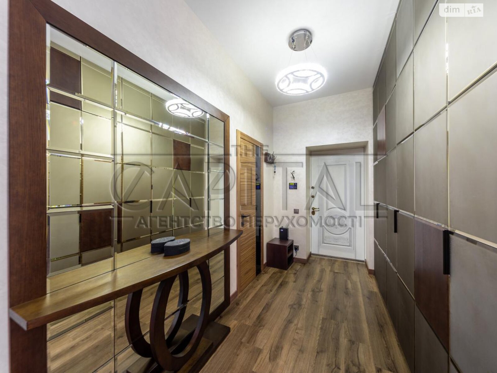 двоповерховий будинок з ремонтом, 248 кв. м, цегла. Продаж у Гатне фото 1 двоповерховий будинок з ремонтом, 248 кв. м, цегла. Продаж у Гатне фото 1