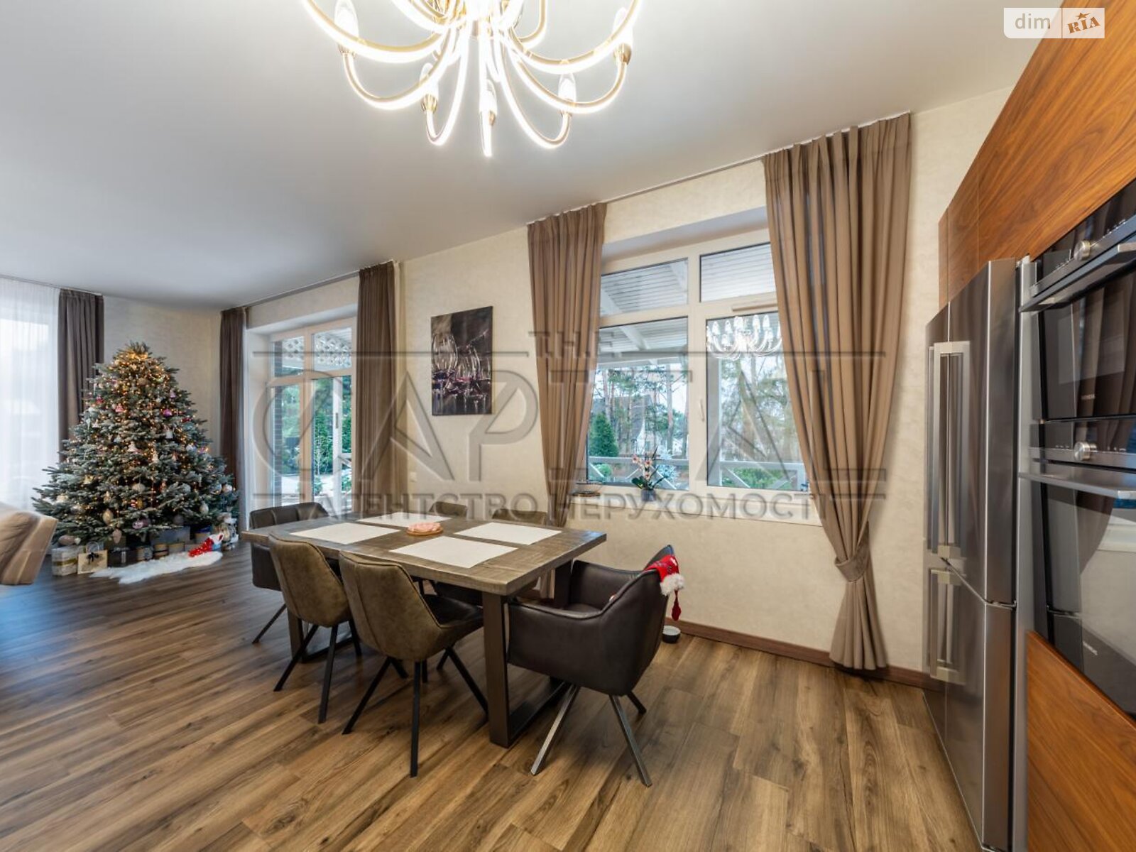 двоповерховий будинок з ремонтом, 248 кв. м, цегла. Продаж у Гатне фото 1 двоповерховий будинок з ремонтом, 248 кв. м, цегла. Продаж у Гатне фото 1