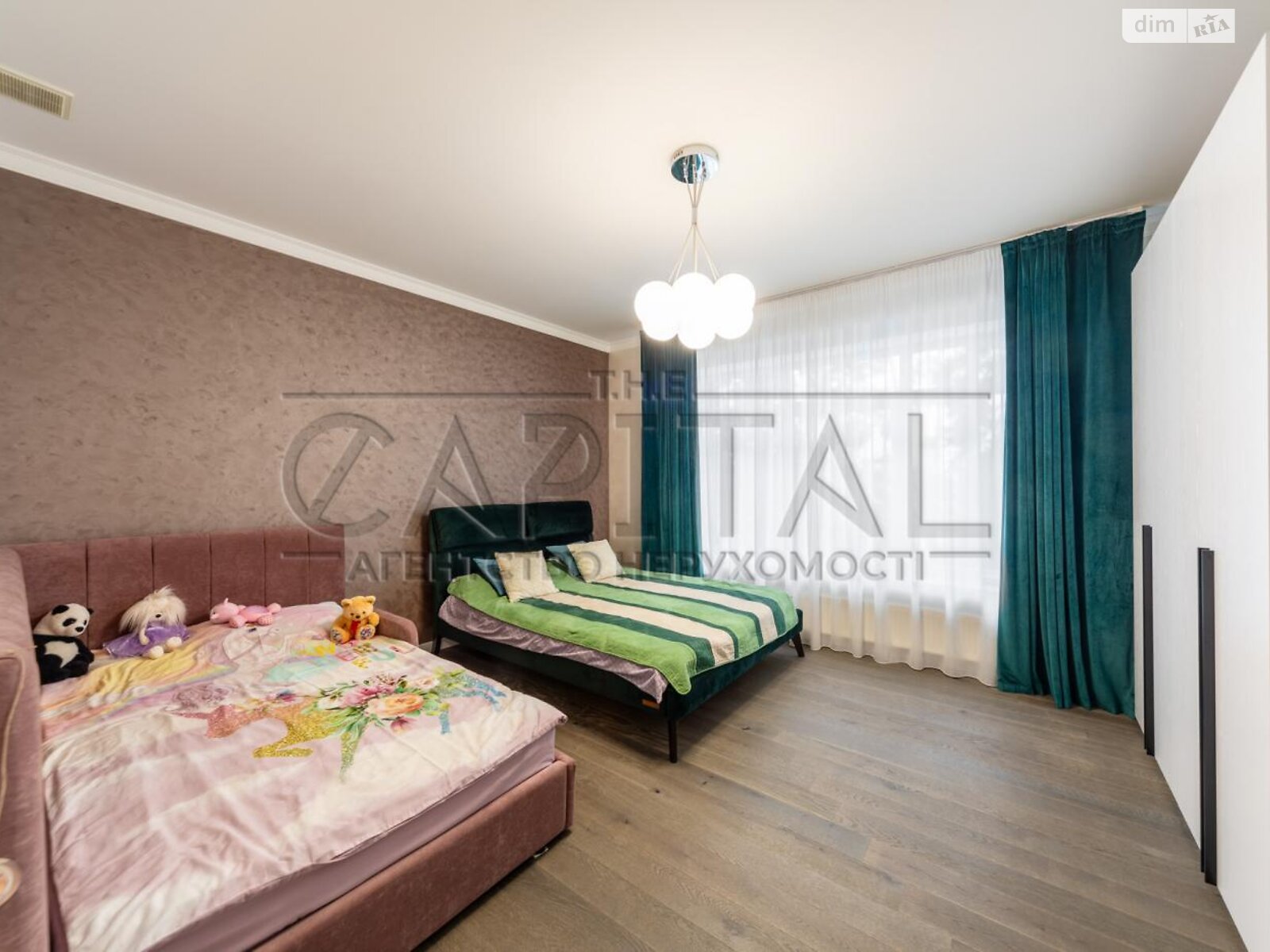 двоповерховий будинок з ремонтом, 248 кв. м, цегла. Продаж у Гатне фото 1 двоповерховий будинок з ремонтом, 248 кв. м, цегла. Продаж у Гатне фото 1