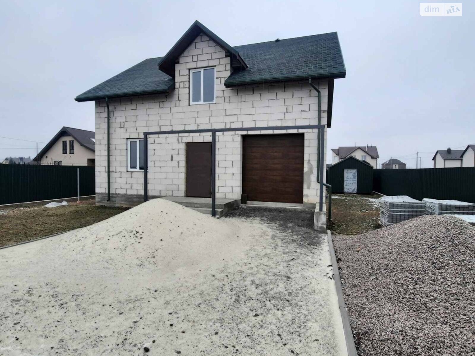 двоповерховий будинок з гаражем, 140 кв. м, пеноблок. Продаж у Гатне фото 1 двоповерховий будинок з гаражем, 140 кв. м, пеноблок. Продаж у Гатне фото 1