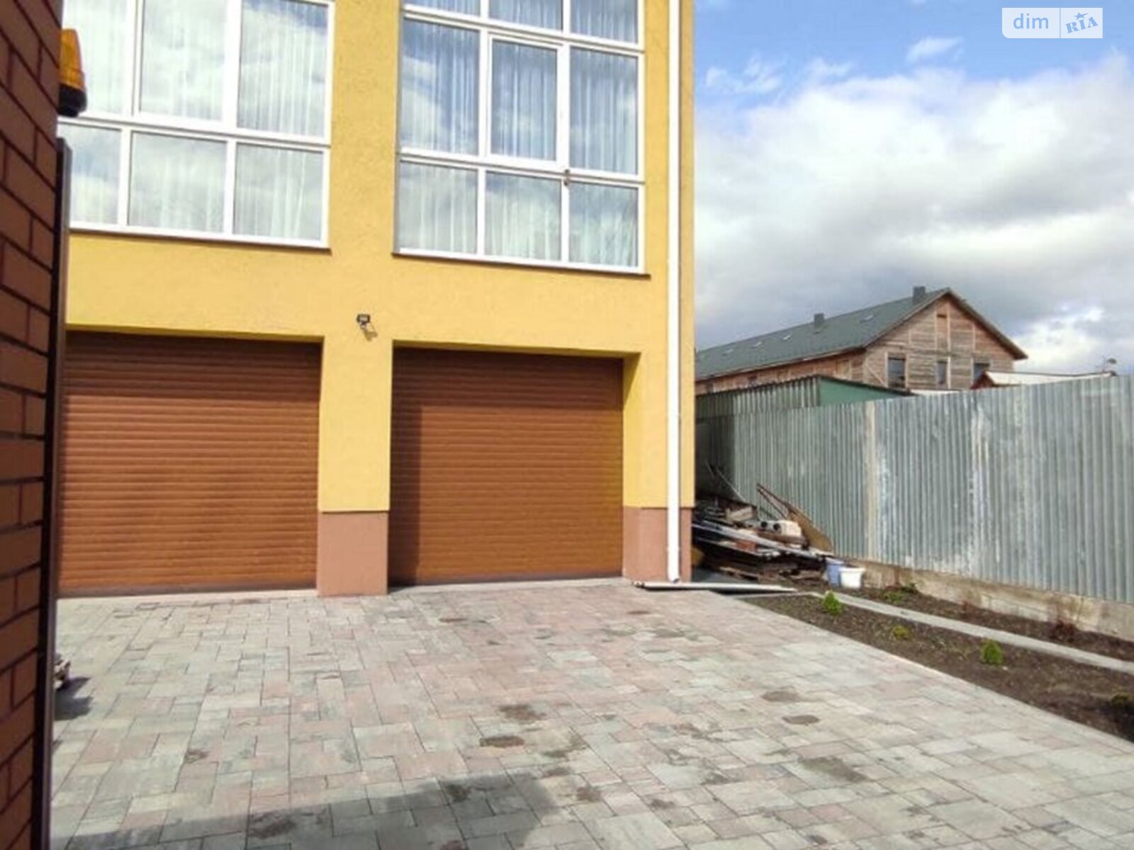 двоповерховий будинок з ремонтом, 410 кв. м, цегла. Продаж у Гатне фото 1 двоповерховий будинок з ремонтом, 410 кв. м, цегла. Продаж у Гатне фото 1