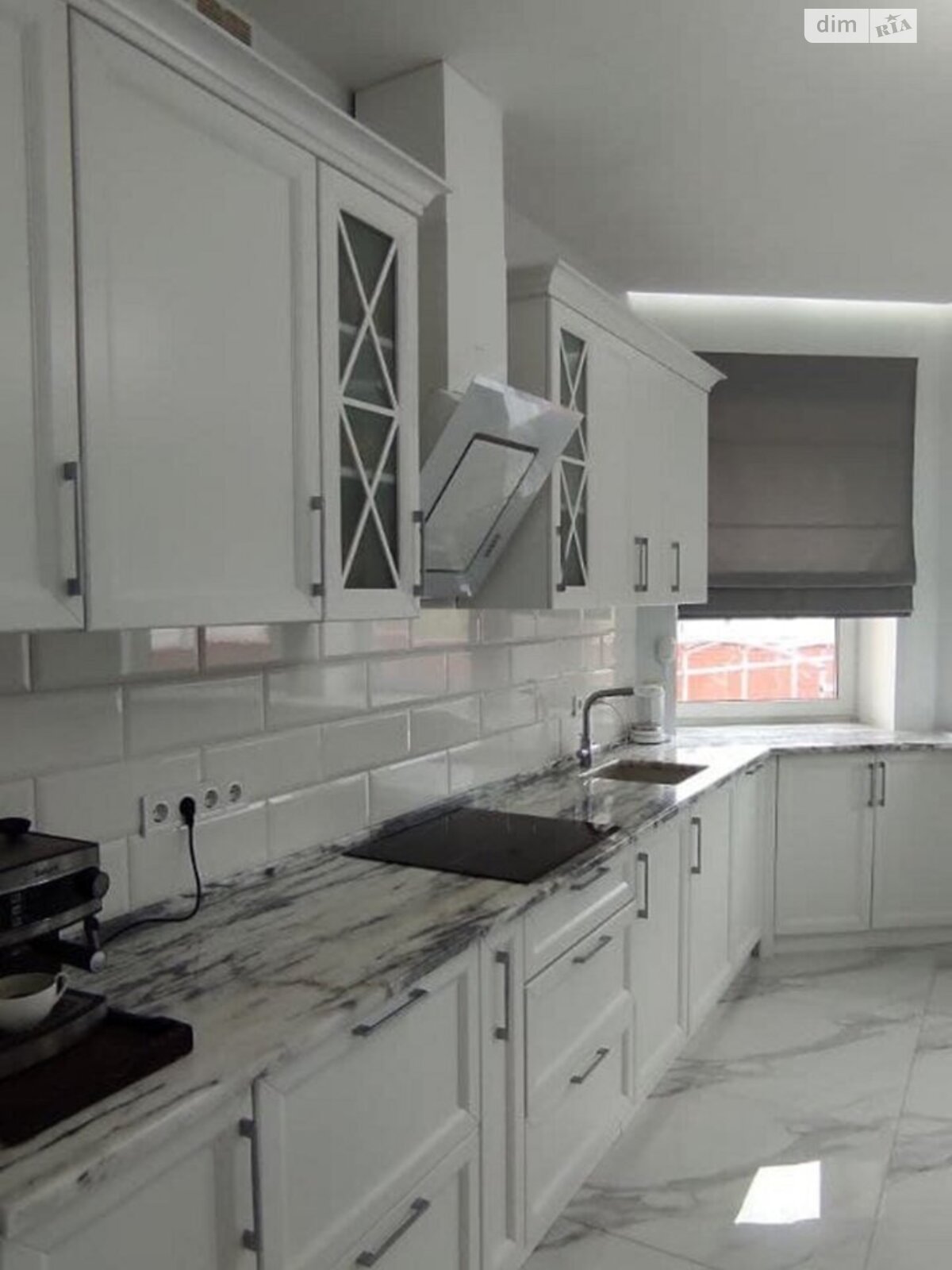 двоповерховий будинок з ремонтом, 410 кв. м, цегла. Продаж у Гатне фото 1 двоповерховий будинок з ремонтом, 410 кв. м, цегла. Продаж у Гатне фото 1