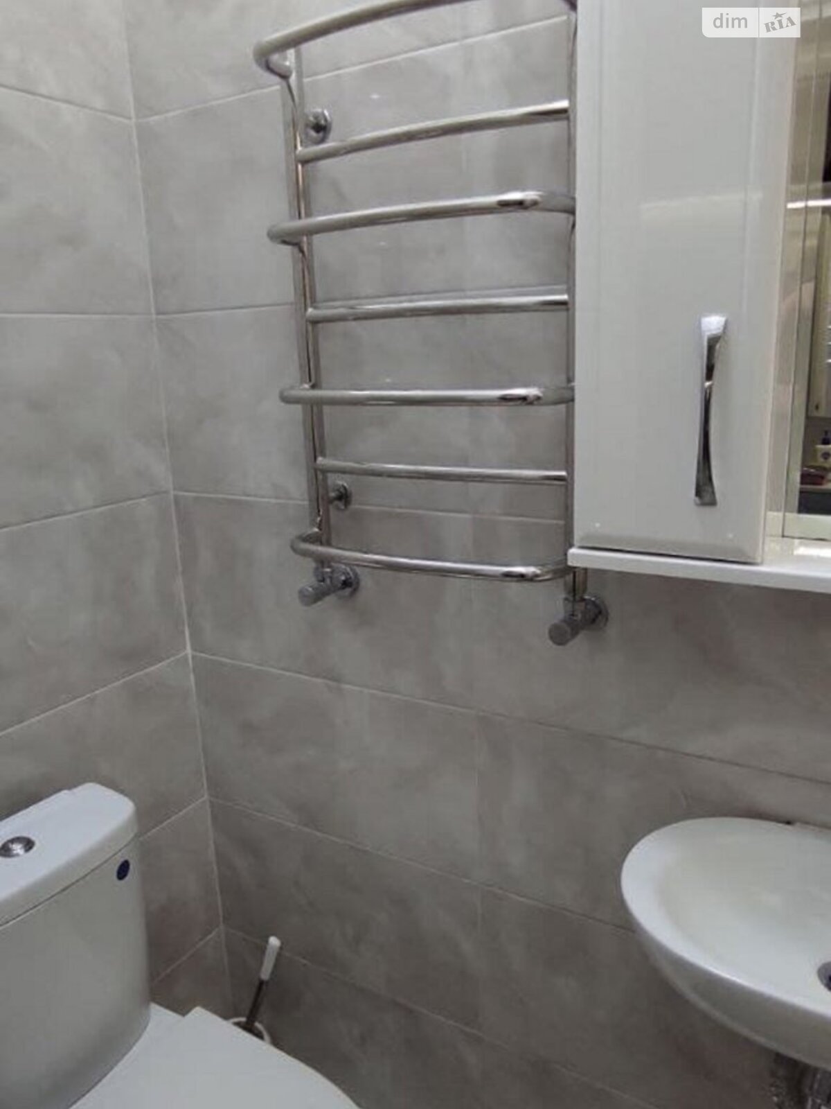 двоповерховий будинок з ремонтом, 410 кв. м, цегла. Продаж у Гатне фото 1 двоповерховий будинок з ремонтом, 410 кв. м, цегла. Продаж у Гатне фото 1