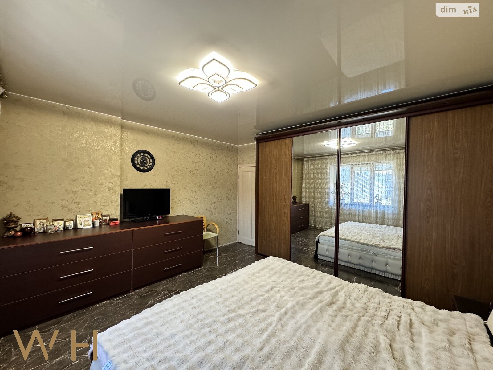 двухэтажный дом с гаражом, 234 кв. м, газобетон. Продажа в Гатном фото 1 двухэтажный дом с гаражом, 234 кв. м, газобетон. Продажа в Гатном фото 1
