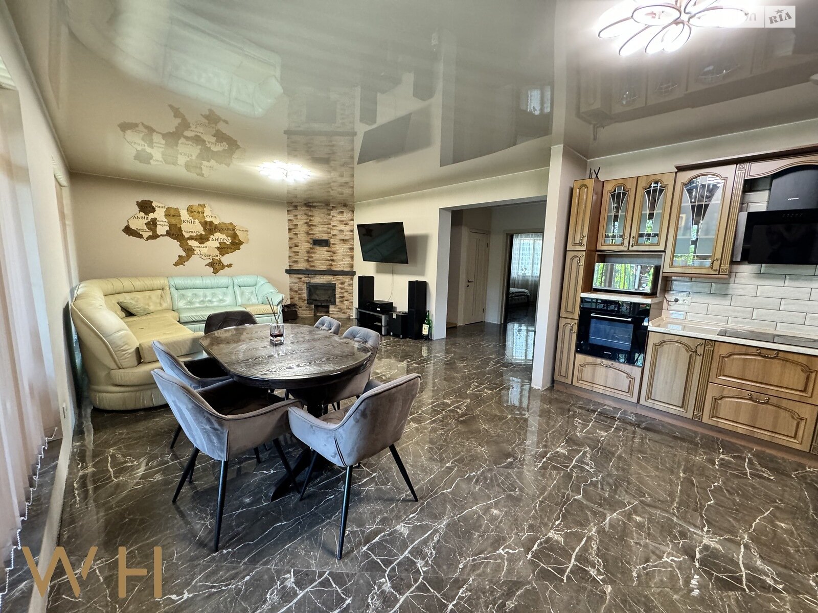 двухэтажный дом с гаражом, 234 кв. м, газобетон. Продажа в Гатном фото 1 двухэтажный дом с гаражом, 234 кв. м, газобетон. Продажа в Гатном фото 1