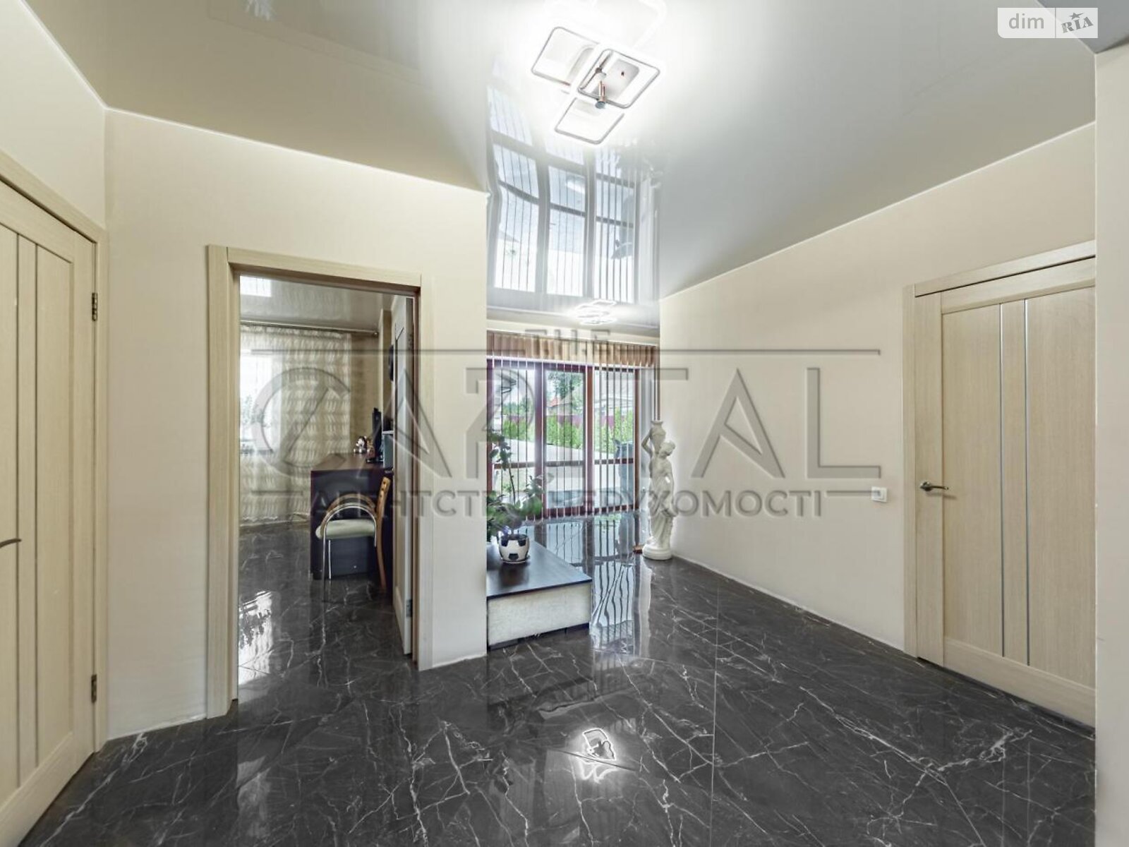 двухэтажный дом с гаражом, 334 кв. м, кирпич. Продажа в Гатном фото 1 двухэтажный дом с гаражом, 334 кв. м, кирпич. Продажа в Гатном фото 1