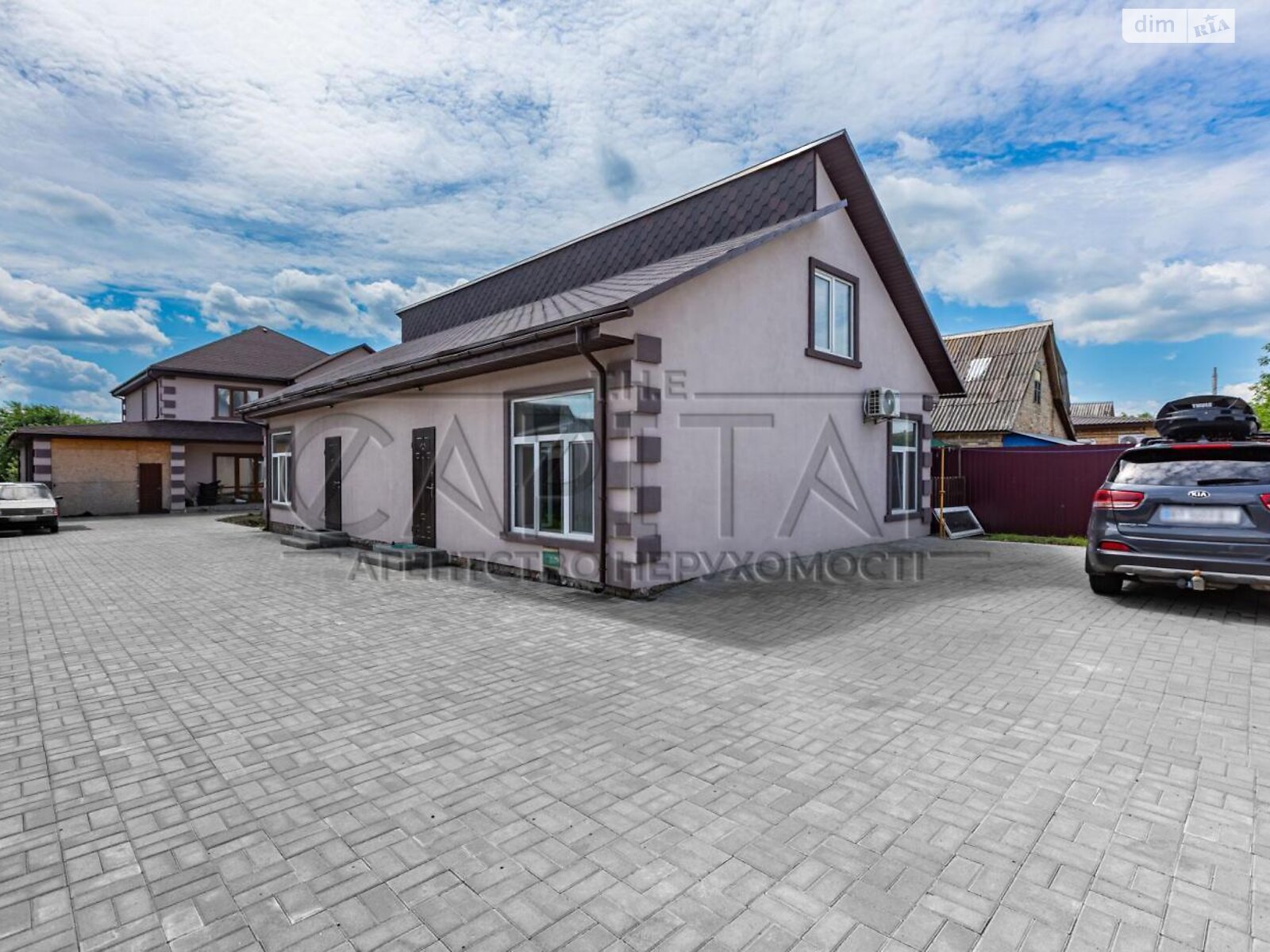 двухэтажный дом с гаражом, 334 кв. м, кирпич. Продажа в Гатном фото 1 двухэтажный дом с гаражом, 334 кв. м, кирпич. Продажа в Гатном фото 1