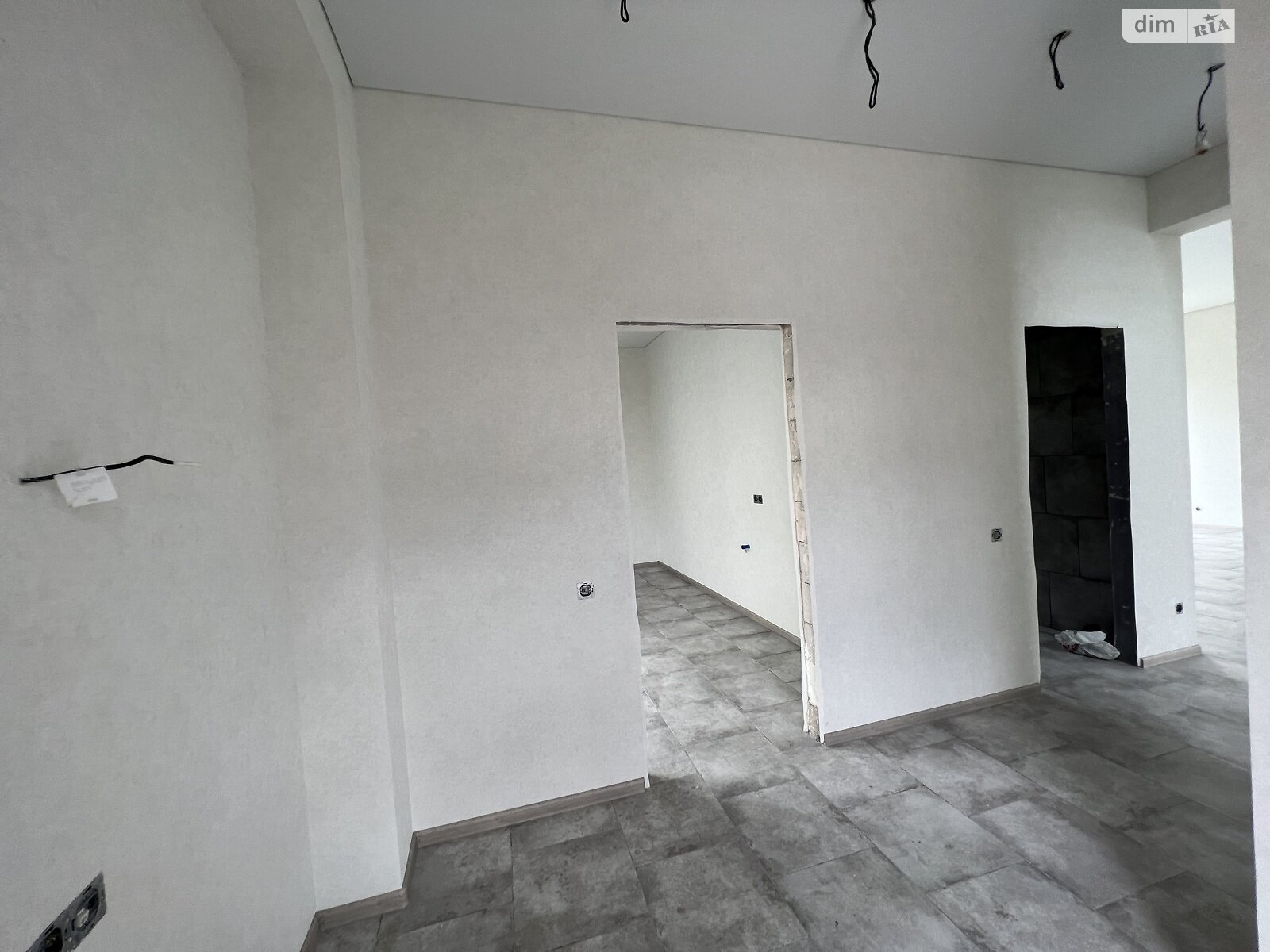 двухэтажный дом с ремонтом, 144 кв. м, пеноблок. Продажа в Гатном фото 1