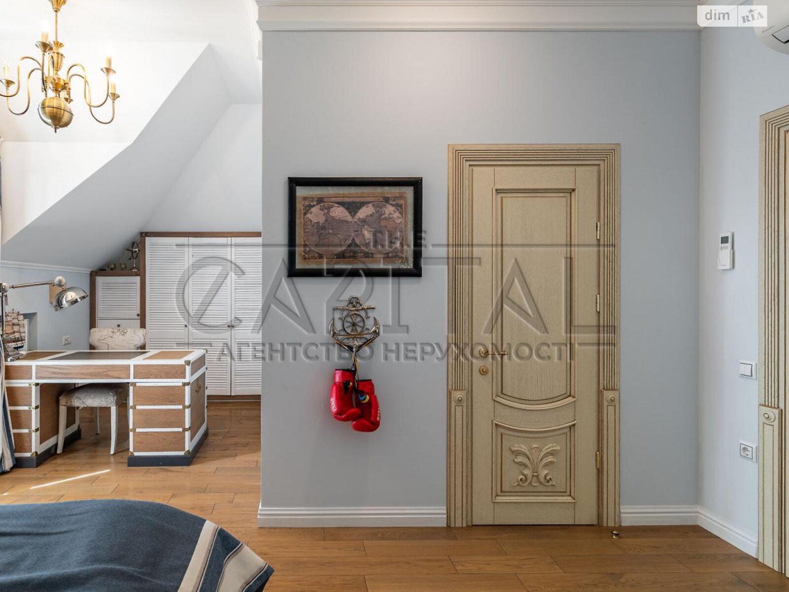 двоповерховий будинок з гаражем, 284.9 кв. м, цегла. Продаж у Гатне фото 1 двоповерховий будинок з гаражем, 284.9 кв. м, цегла. Продаж у Гатне фото 1