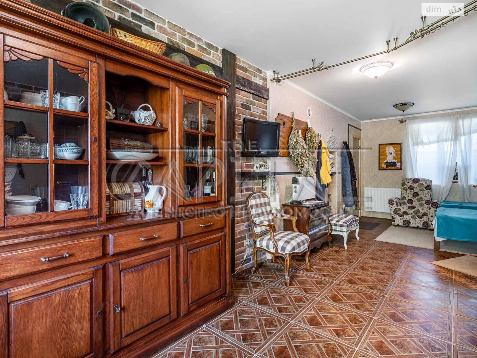двухэтажный дом с гаражом, 284.9 кв. м, кирпич. Продажа в Гатном фото 1 двухэтажный дом с гаражом, 284.9 кв. м, кирпич. Продажа в Гатном фото 1