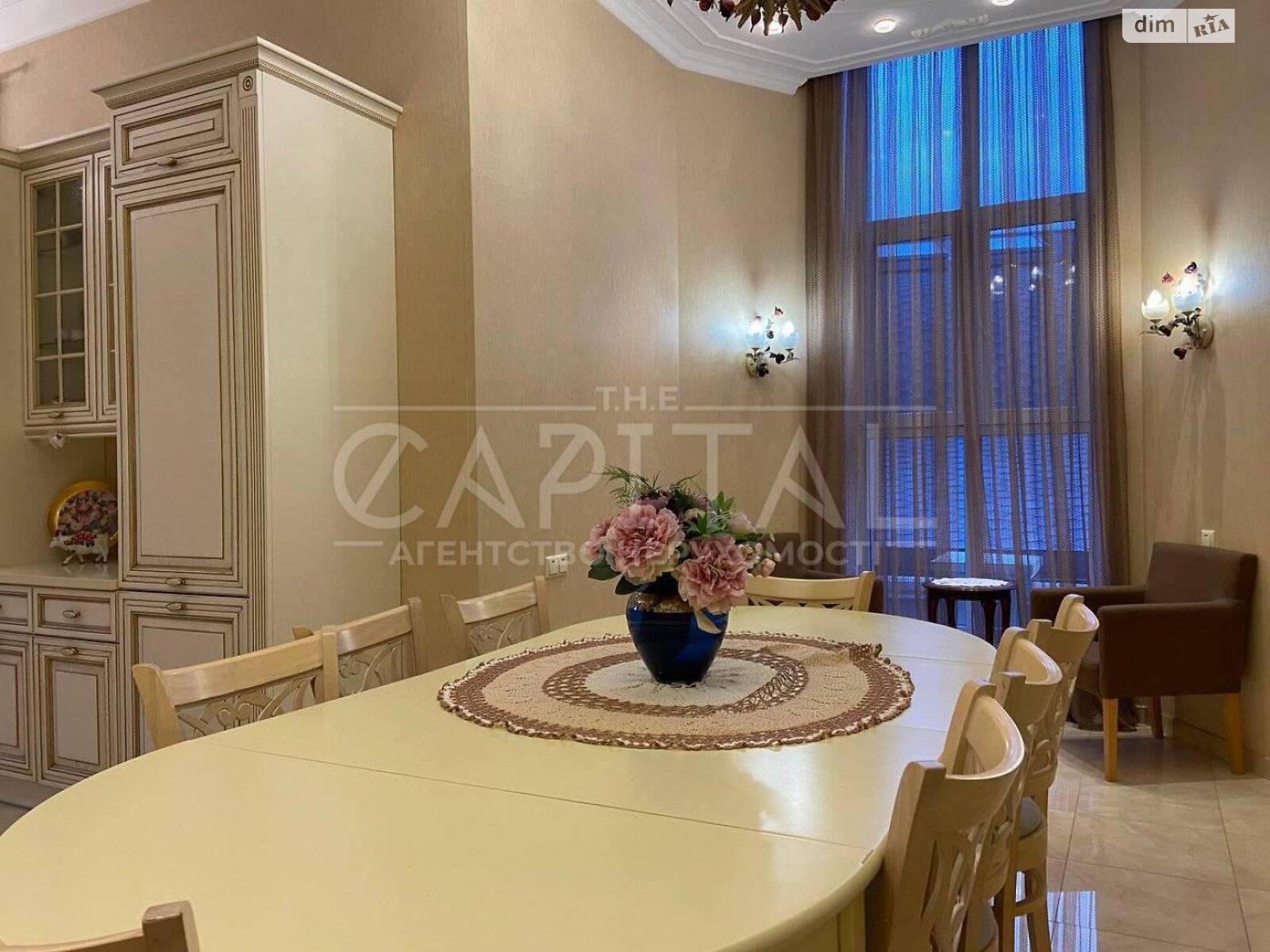 чотириповерховий будинок, 788.7 кв. м, кирпич. Продаж у Гатне фото 1 чотириповерховий будинок, 788.7 кв. м, кирпич. Продаж у Гатне фото 1