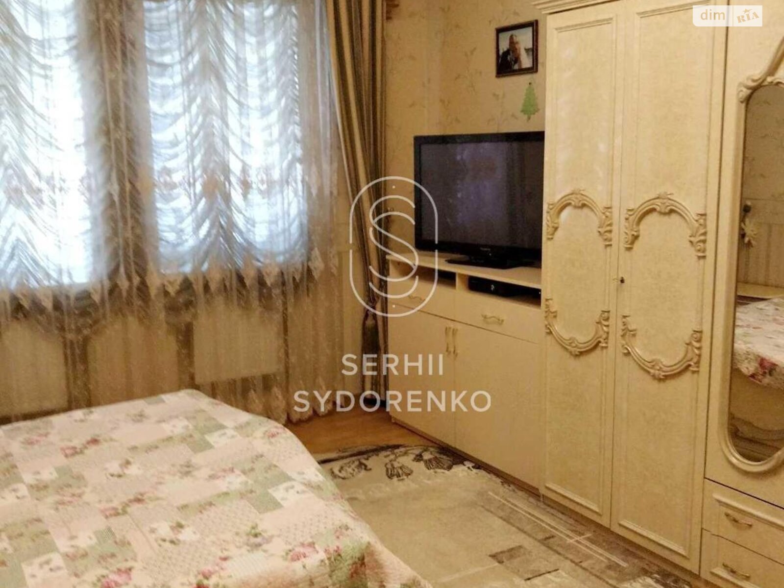 трехэтажный дом с ремонтом, 480 кв. м, кирпич. Продажа в Гатном фото 1 трехэтажный дом с ремонтом, 480 кв. м, кирпич. Продажа в Гатном фото 1