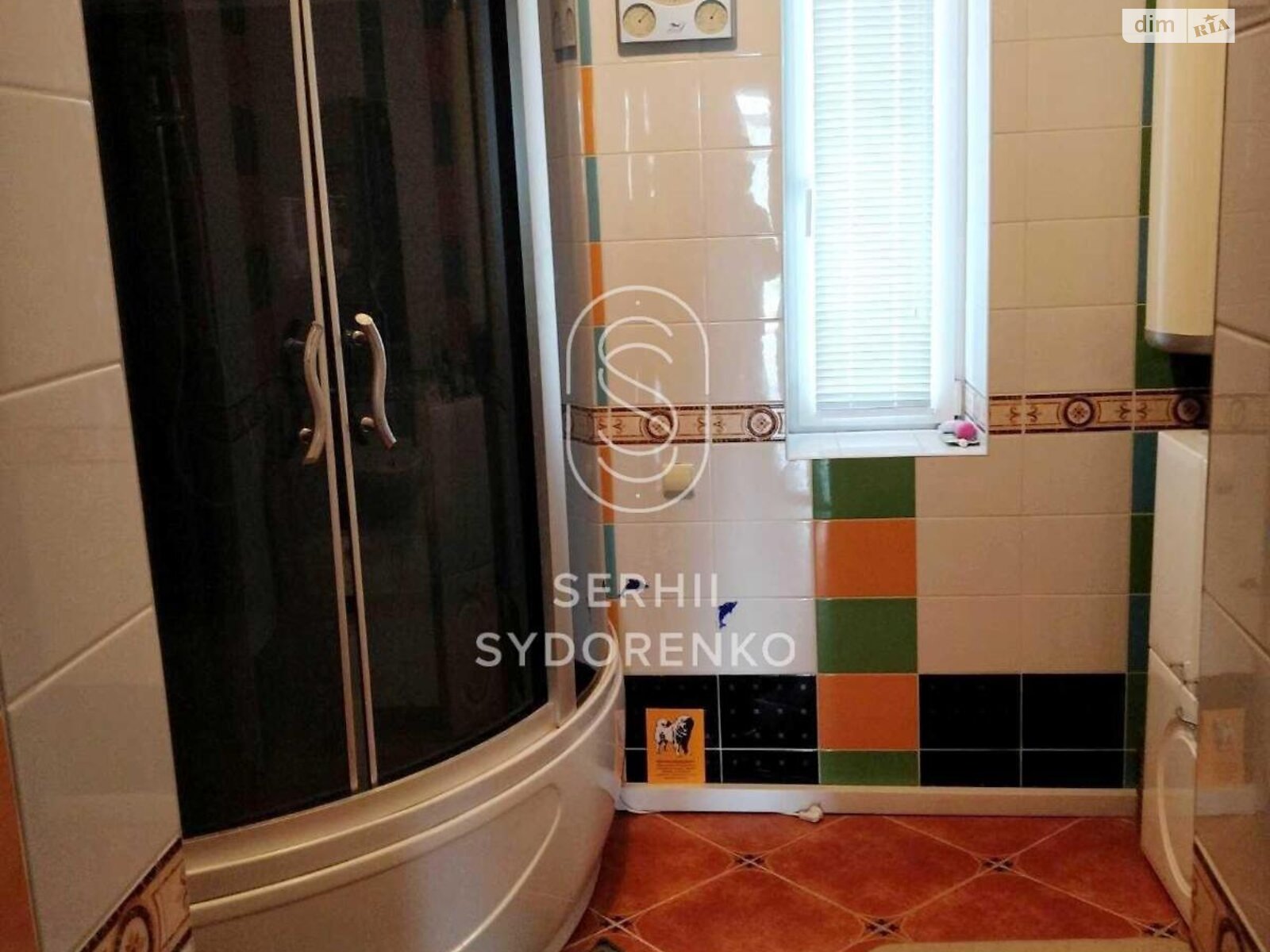 трехэтажный дом с ремонтом, 480 кв. м, кирпич. Продажа в Гатном фото 1 трехэтажный дом с ремонтом, 480 кв. м, кирпич. Продажа в Гатном фото 1