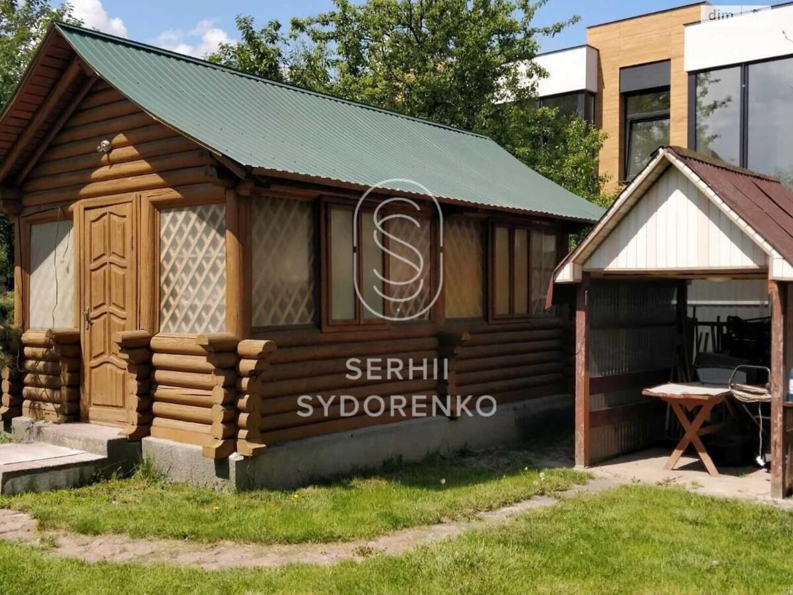 трехэтажный дом с ремонтом, 480 кв. м, кирпич. Продажа в Гатном фото 1 трехэтажный дом с ремонтом, 480 кв. м, кирпич. Продажа в Гатном фото 1