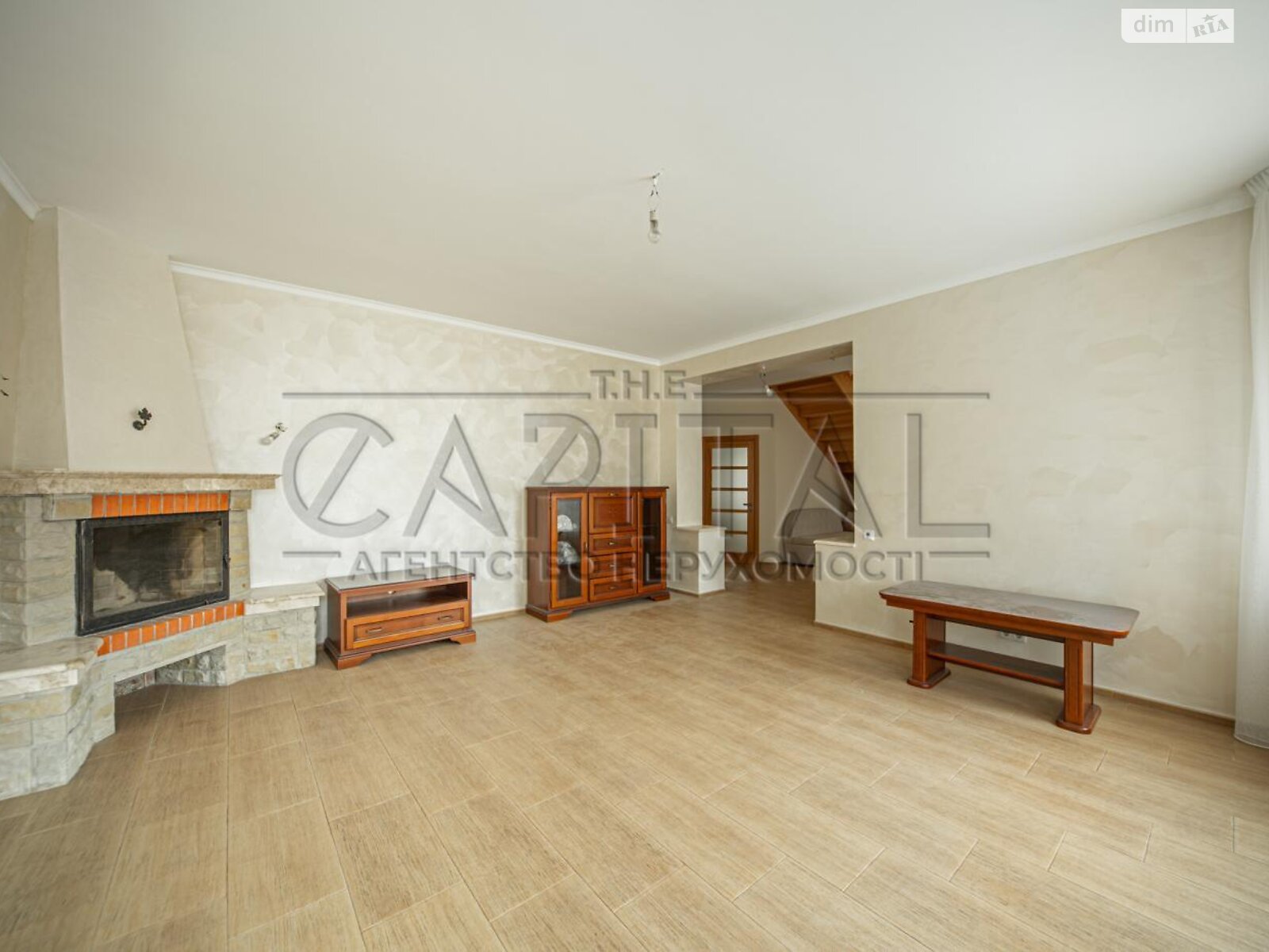 триповерховий будинок з балконом, 260 кв. м, кирпич. Продаж у Гатне фото 1 триповерховий будинок з балконом, 260 кв. м, кирпич. Продаж у Гатне фото 1
