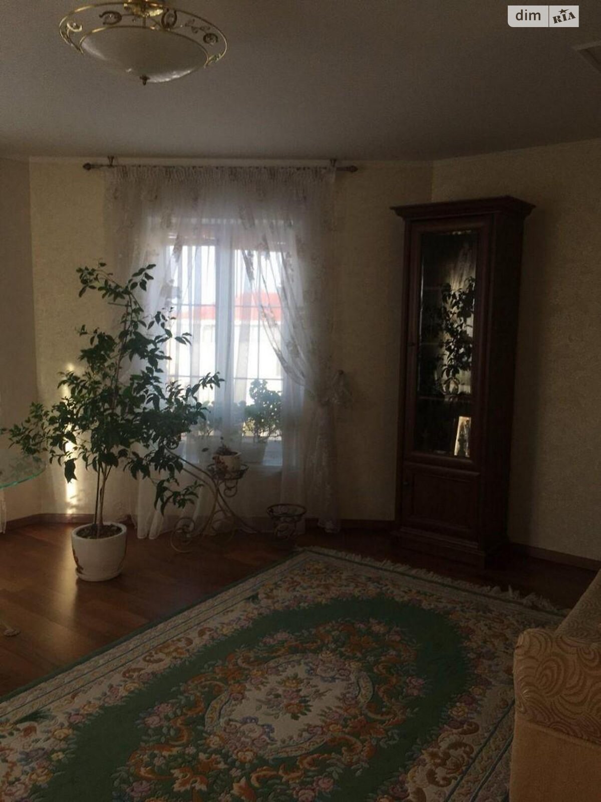 трехэтажный дом, 298 кв. м, кирпич. Продажа в Гатном фото 1