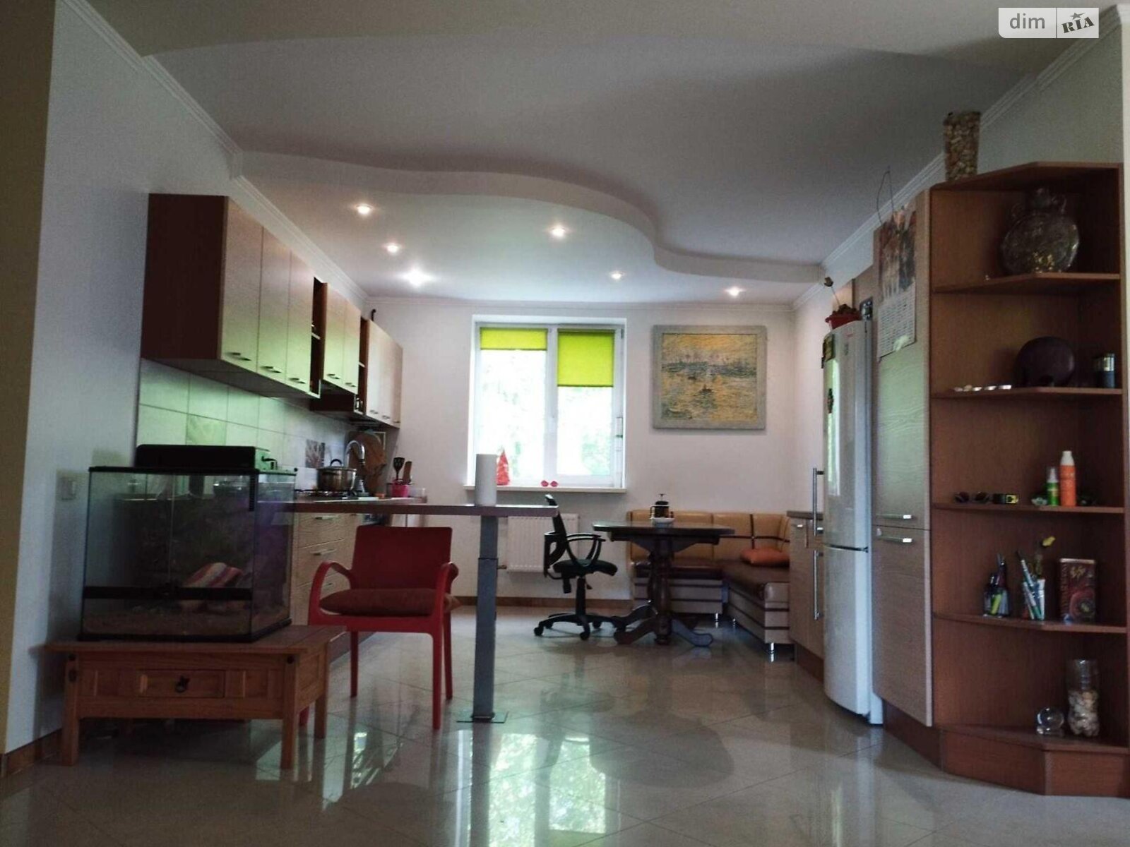 трехэтажный дом, 410 кв. м, кирпич. Продажа в Гатном фото 1 трехэтажный дом, 410 кв. м, кирпич. Продажа в Гатном фото 1