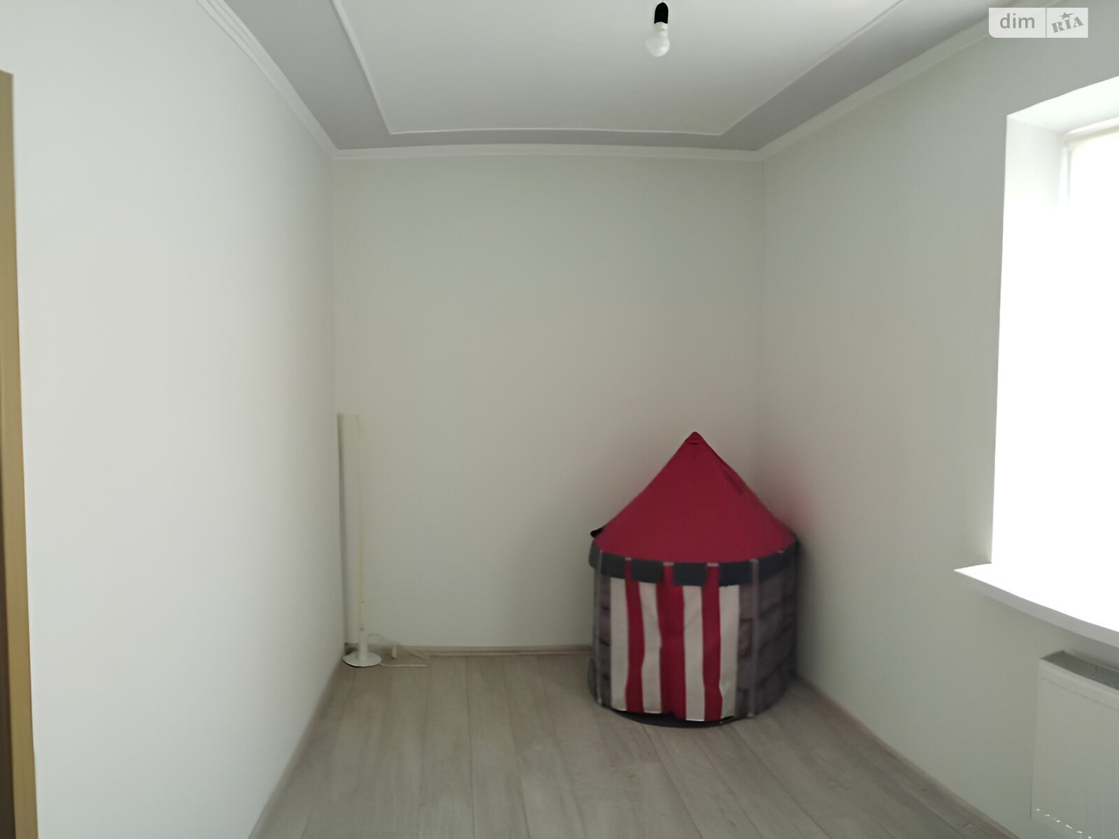 трехэтажный дом, 410 кв. м, кирпич. Продажа в Гатном фото 1 трехэтажный дом, 410 кв. м, кирпич. Продажа в Гатном фото 1