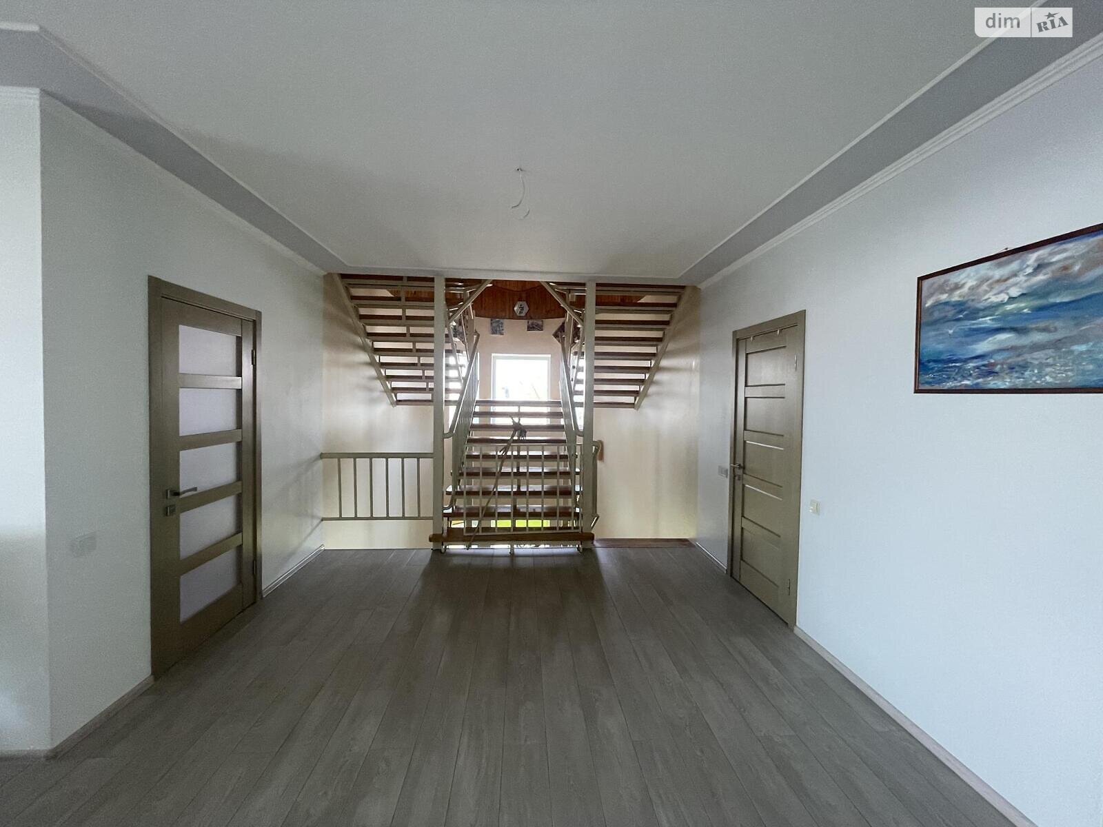 трехэтажный дом, 410 кв. м, кирпич. Продажа в Гатном фото 1 трехэтажный дом, 410 кв. м, кирпич. Продажа в Гатном фото 1