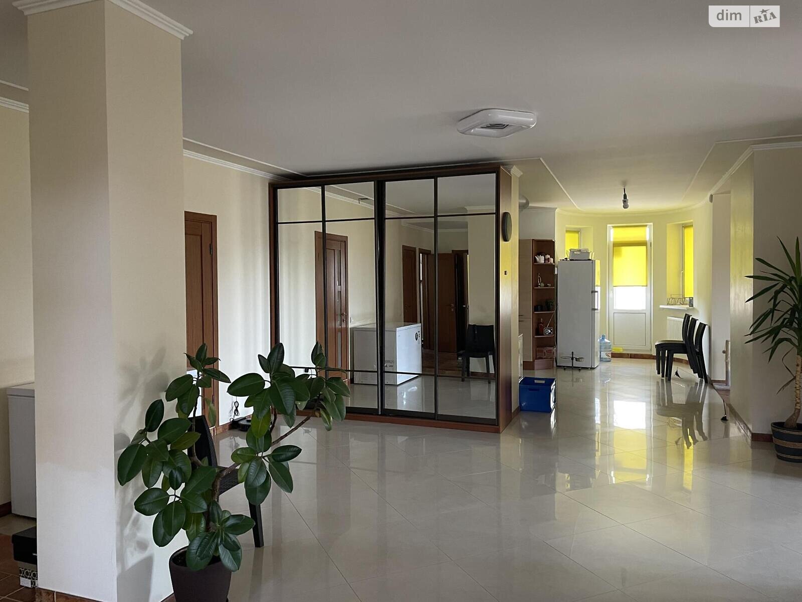 трехэтажный дом, 410 кв. м, кирпич. Продажа в Гатном фото 1 трехэтажный дом, 410 кв. м, кирпич. Продажа в Гатном фото 1