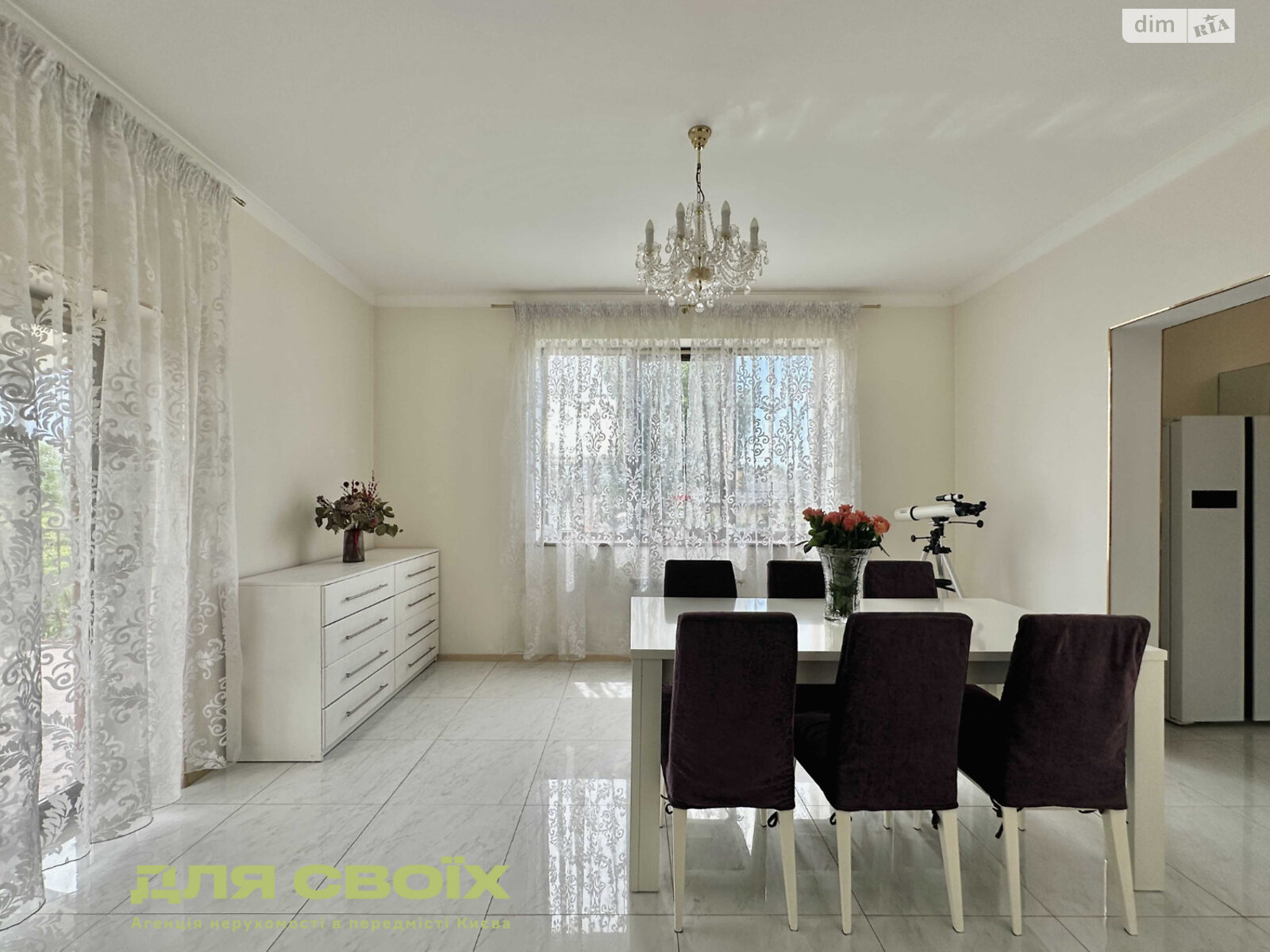 трехэтажный дом с верандой, 262 кв. м, кирпич. Продажа в Гатном фото 1 трехэтажный дом с верандой, 262 кв. м, кирпич. Продажа в Гатном фото 1