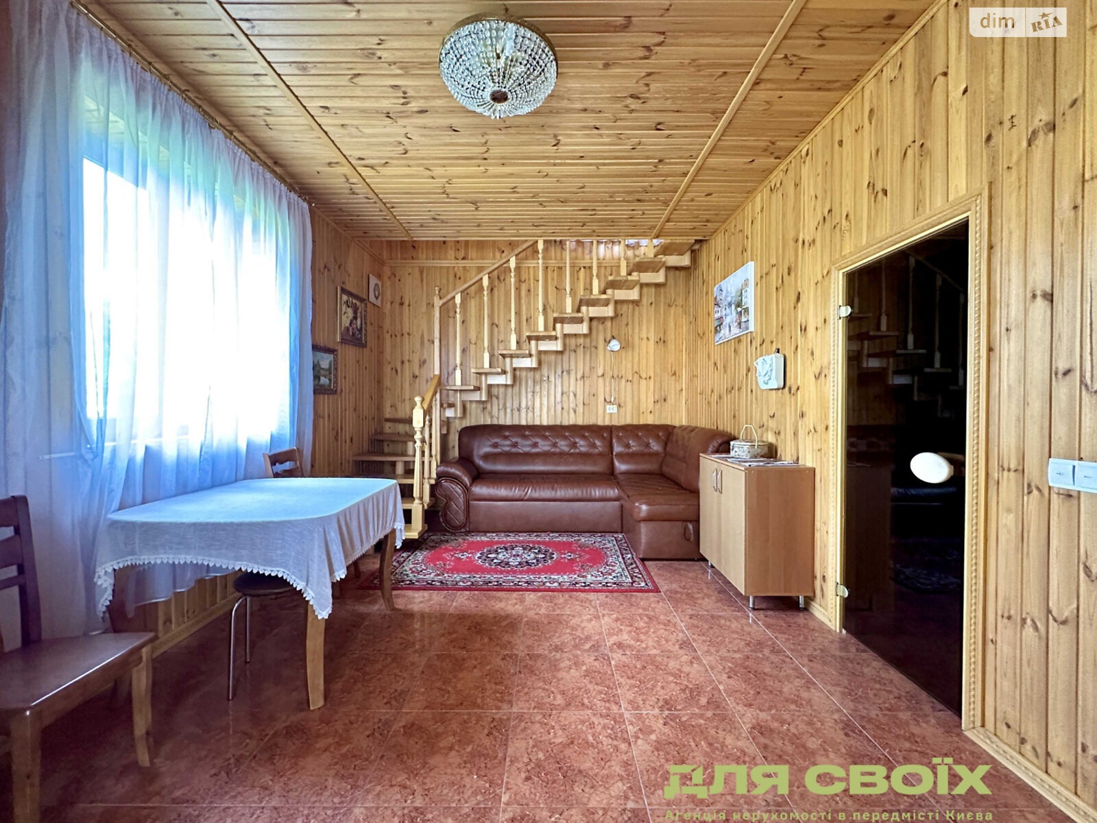 трехэтажный дом с верандой, 262 кв. м, кирпич. Продажа в Гатном фото 1 трехэтажный дом с верандой, 262 кв. м, кирпич. Продажа в Гатном фото 1
