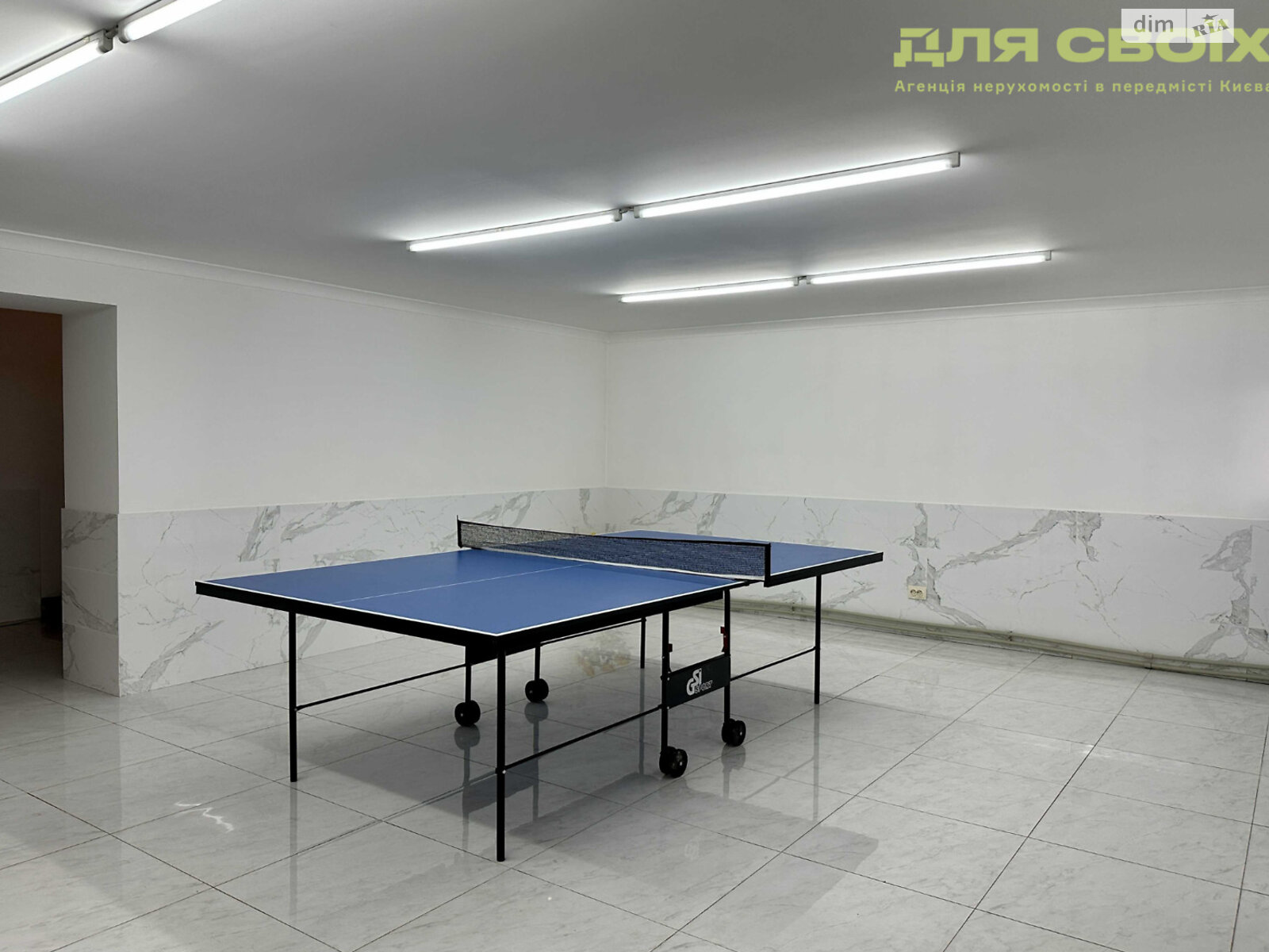 трехэтажный дом с верандой, 262 кв. м, кирпич. Продажа в Гатном фото 1 трехэтажный дом с верандой, 262 кв. м, кирпич. Продажа в Гатном фото 1