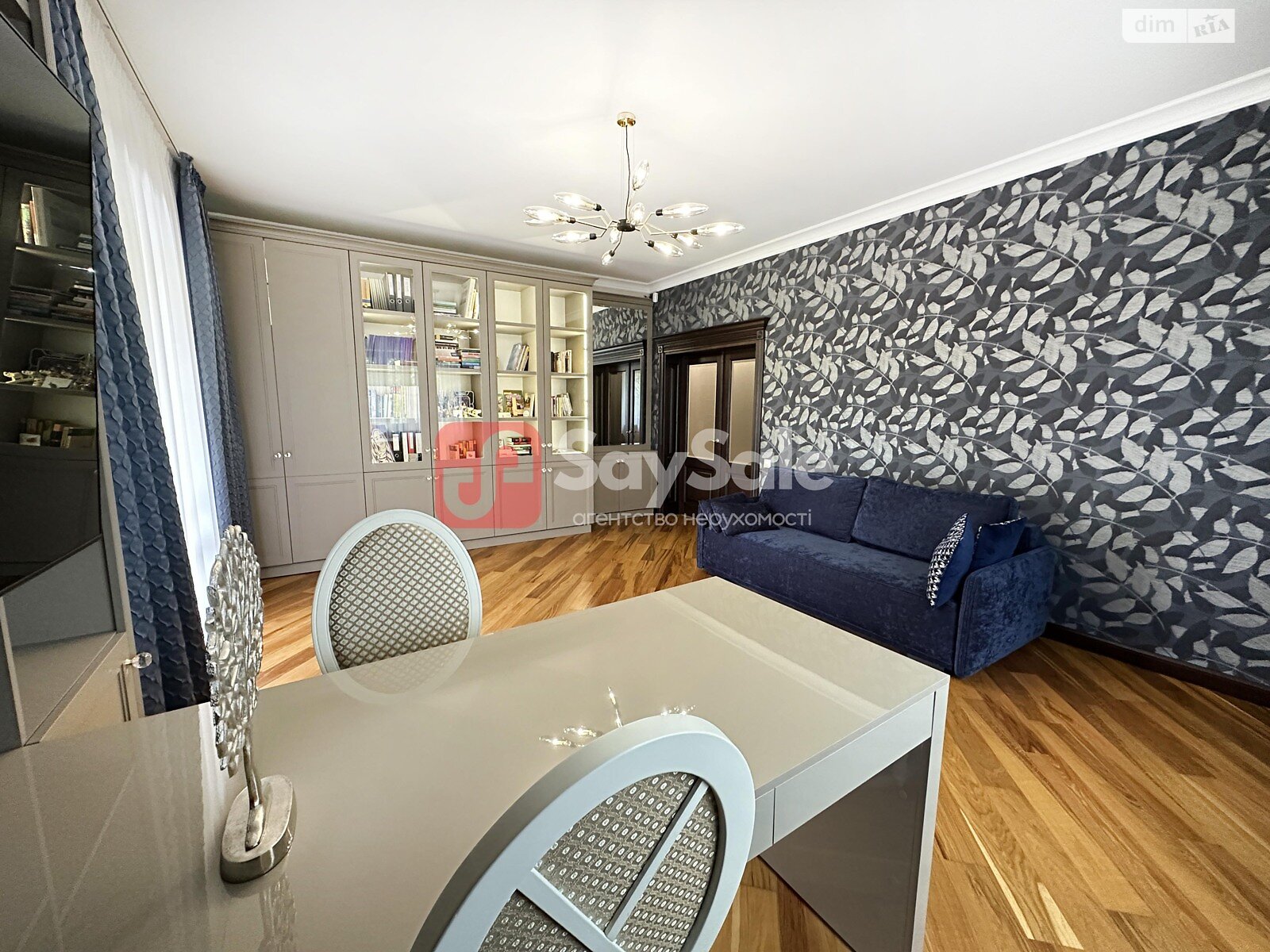 четырехэтажный дом с верандой, 460 кв. м, кирпич. Продажа в Гатном фото 1 четырехэтажный дом с верандой, 460 кв. м, кирпич. Продажа в Гатном фото 1