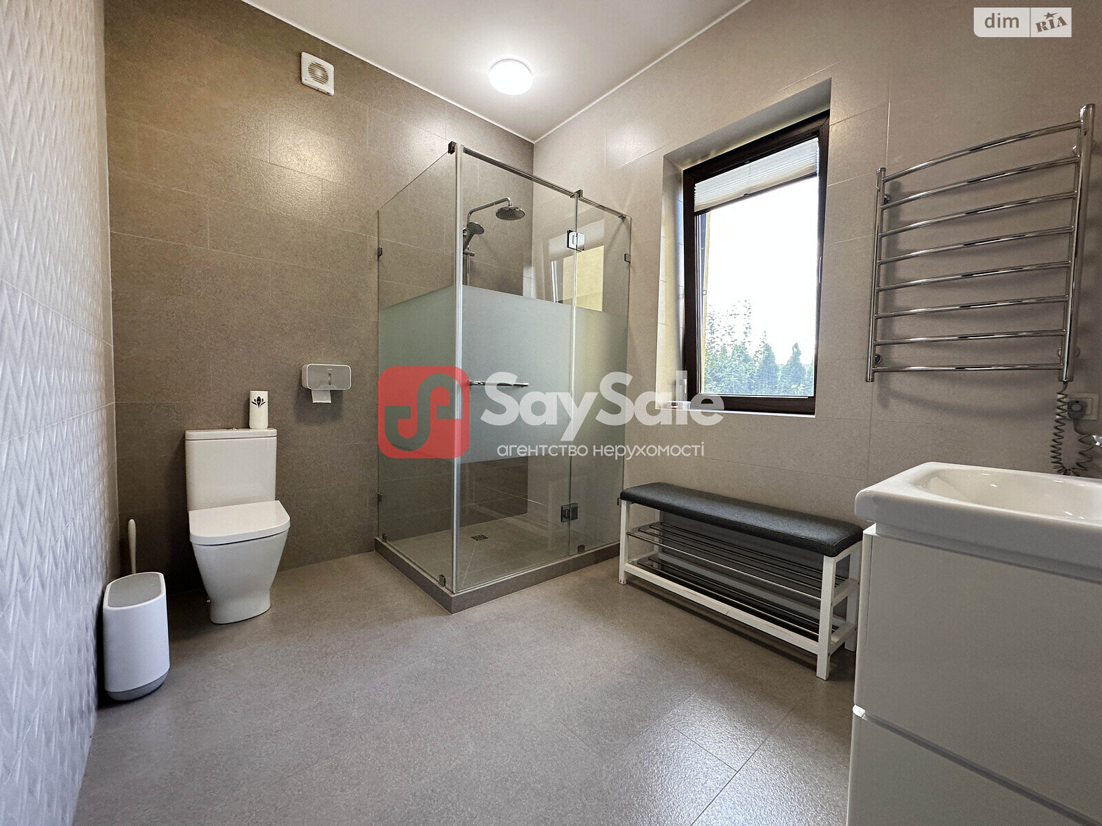 четырехэтажный дом с верандой, 460 кв. м, кирпич. Продажа в Гатном фото 1 четырехэтажный дом с верандой, 460 кв. м, кирпич. Продажа в Гатном фото 1