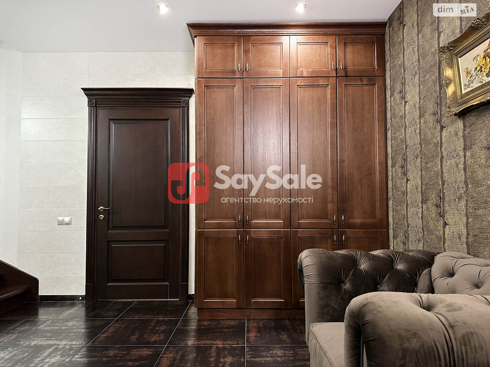 четырехэтажный дом с верандой, 460 кв. м, кирпич. Продажа в Гатном фото 1 четырехэтажный дом с верандой, 460 кв. м, кирпич. Продажа в Гатном фото 1