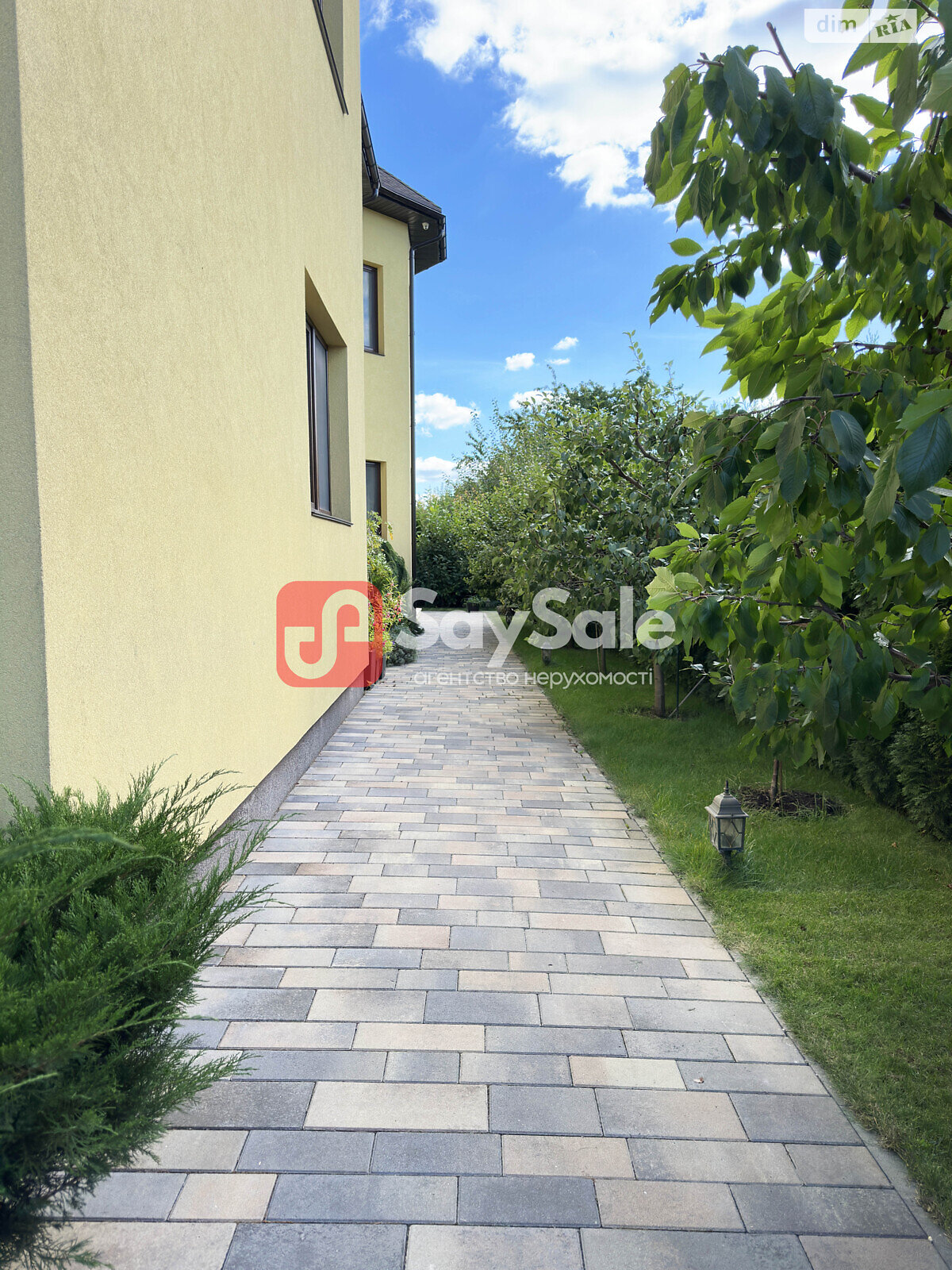 четырехэтажный дом с верандой, 460 кв. м, кирпич. Продажа в Гатном фото 1 четырехэтажный дом с верандой, 460 кв. м, кирпич. Продажа в Гатном фото 1