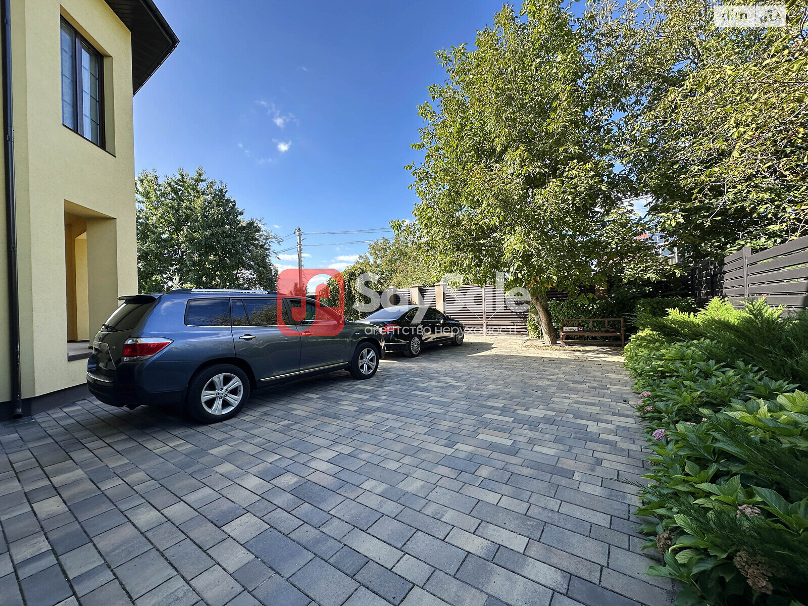 четырехэтажный дом с верандой, 460 кв. м, кирпич. Продажа в Гатном фото 1 четырехэтажный дом с верандой, 460 кв. м, кирпич. Продажа в Гатном фото 1