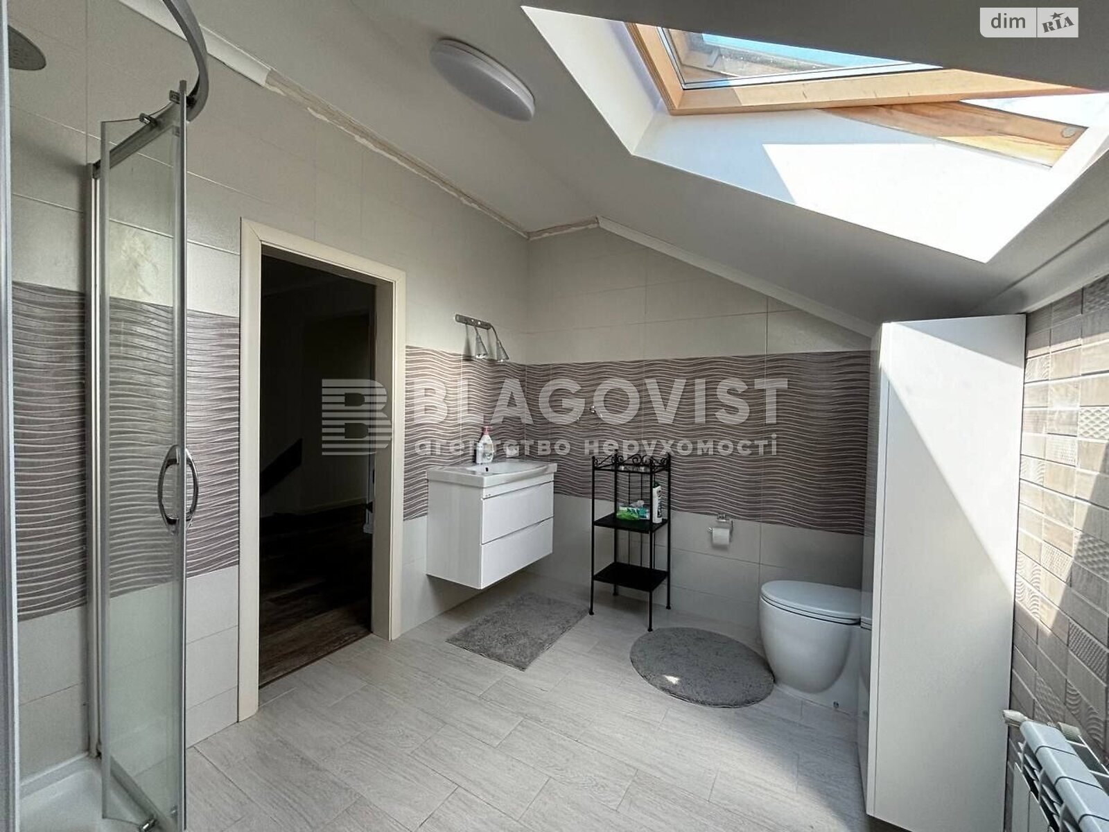 двоповерховий будинок, 172.9 кв. м, цегла. Продаж у Гатне фото 1 двоповерховий будинок, 172.9 кв. м, цегла. Продаж у Гатне фото 1