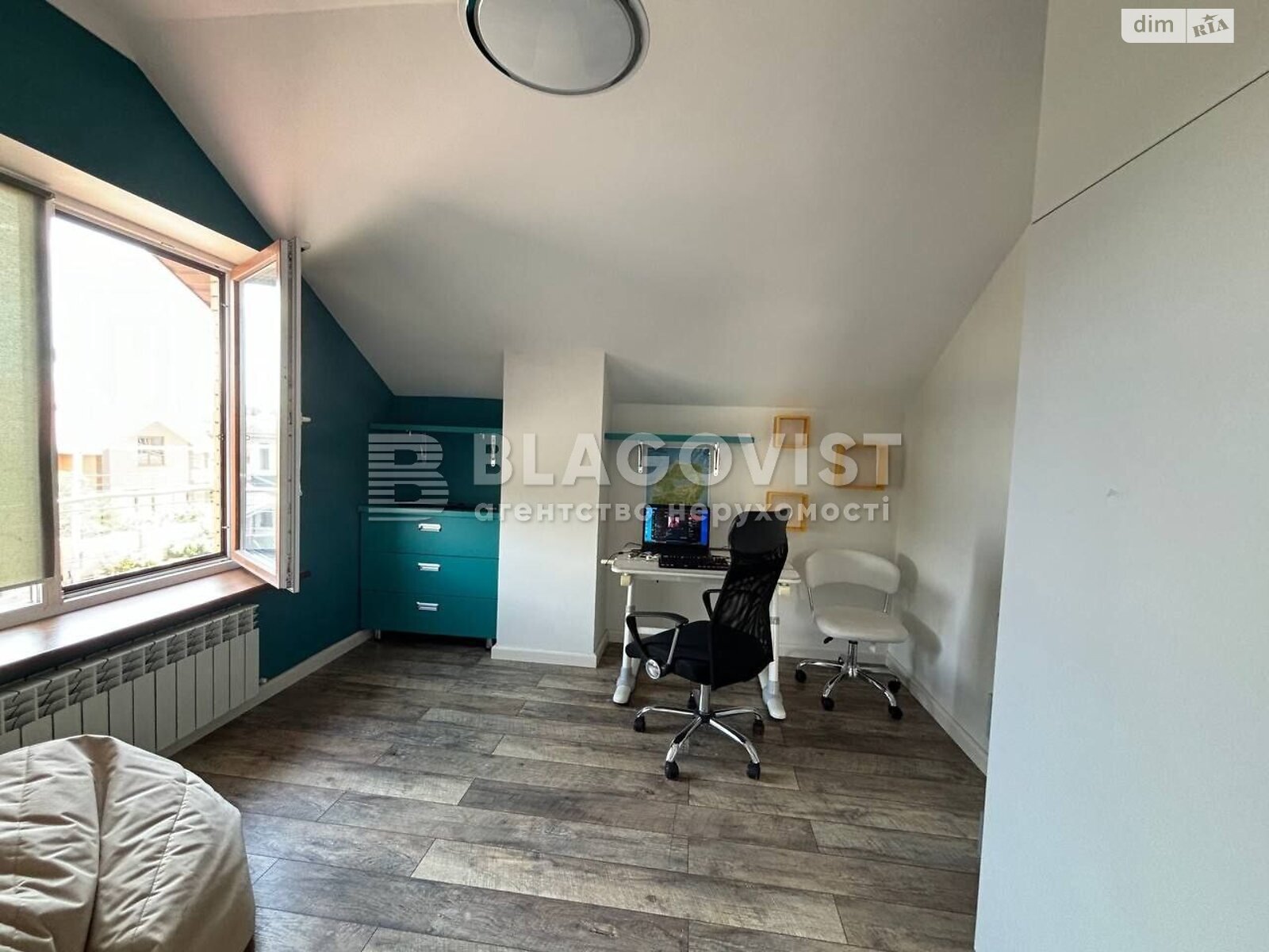 двоповерховий будинок, 172.9 кв. м, цегла. Продаж у Гатне фото 1 двоповерховий будинок, 172.9 кв. м, цегла. Продаж у Гатне фото 1