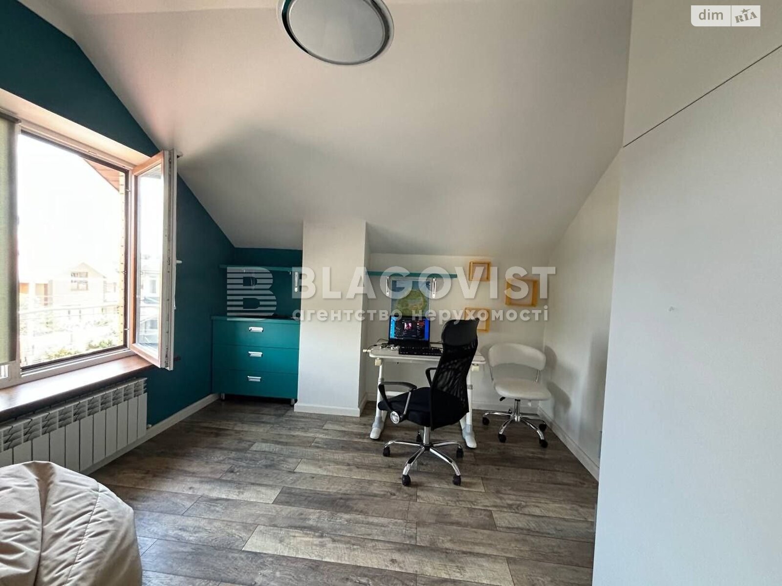 двоповерховий будинок, 172.9 кв. м, цегла. Продаж у Гатне фото 1 двоповерховий будинок, 172.9 кв. м, цегла. Продаж у Гатне фото 1