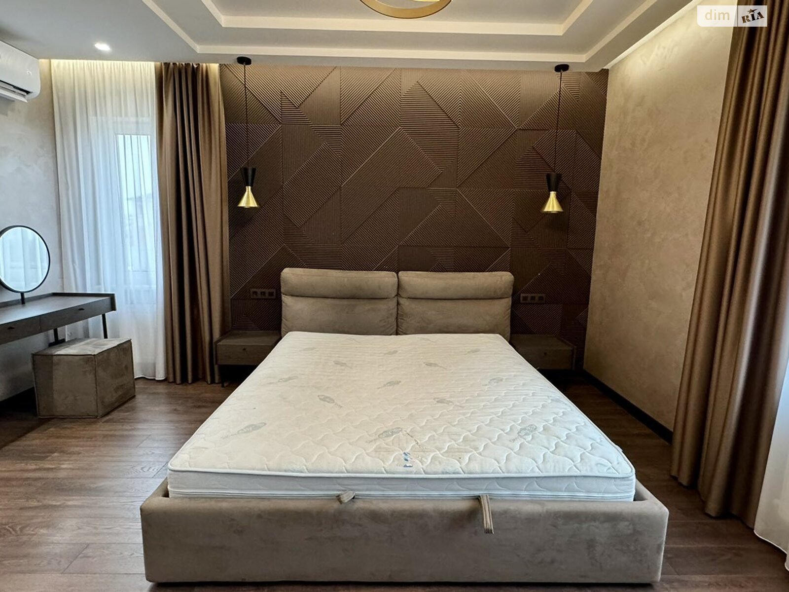 двоповерховий будинок, 144.3 кв. м, цегла. Продаж у Гатне фото 1 двоповерховий будинок, 144.3 кв. м, цегла. Продаж у Гатне фото 1
