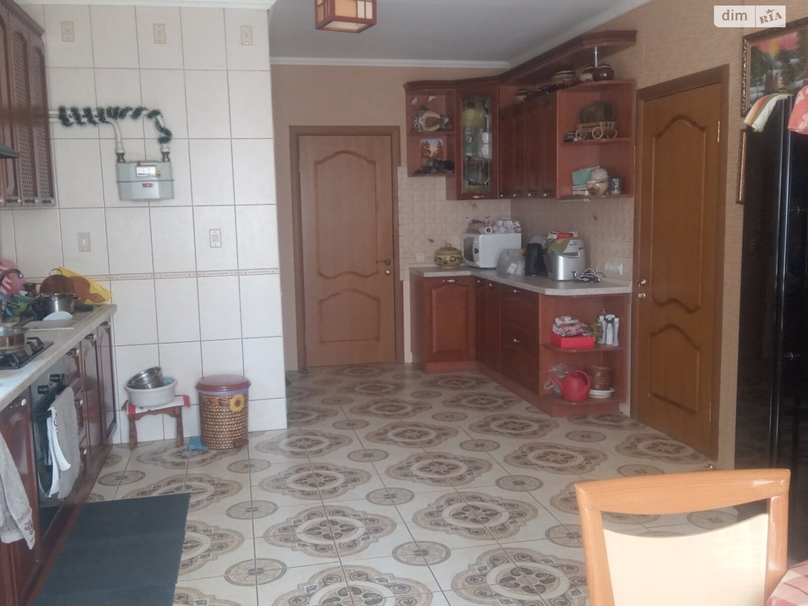 двухэтажный дом, 300 кв. м, кирпич. Продажа в Гатном фото 1