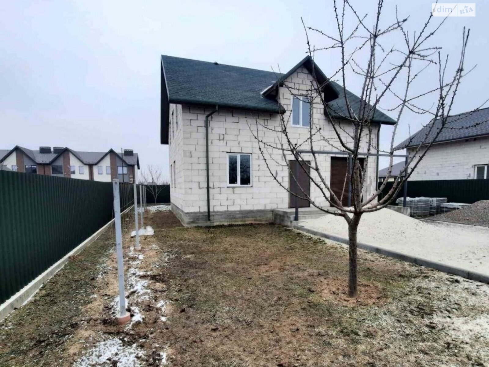 двухэтажный дом с гаражом, 160 кв. м, газобетон. Продажа в Гатном фото 1 двухэтажный дом с гаражом, 160 кв. м, газобетон. Продажа в Гатном фото 1