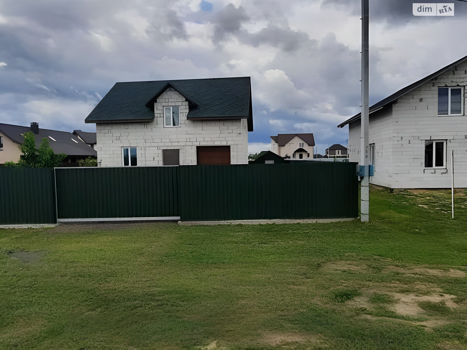 двухэтажный дом с гаражом, 160 кв. м, газобетон. Продажа в Гатном фото 1 двухэтажный дом с гаражом, 160 кв. м, газобетон. Продажа в Гатном фото 1