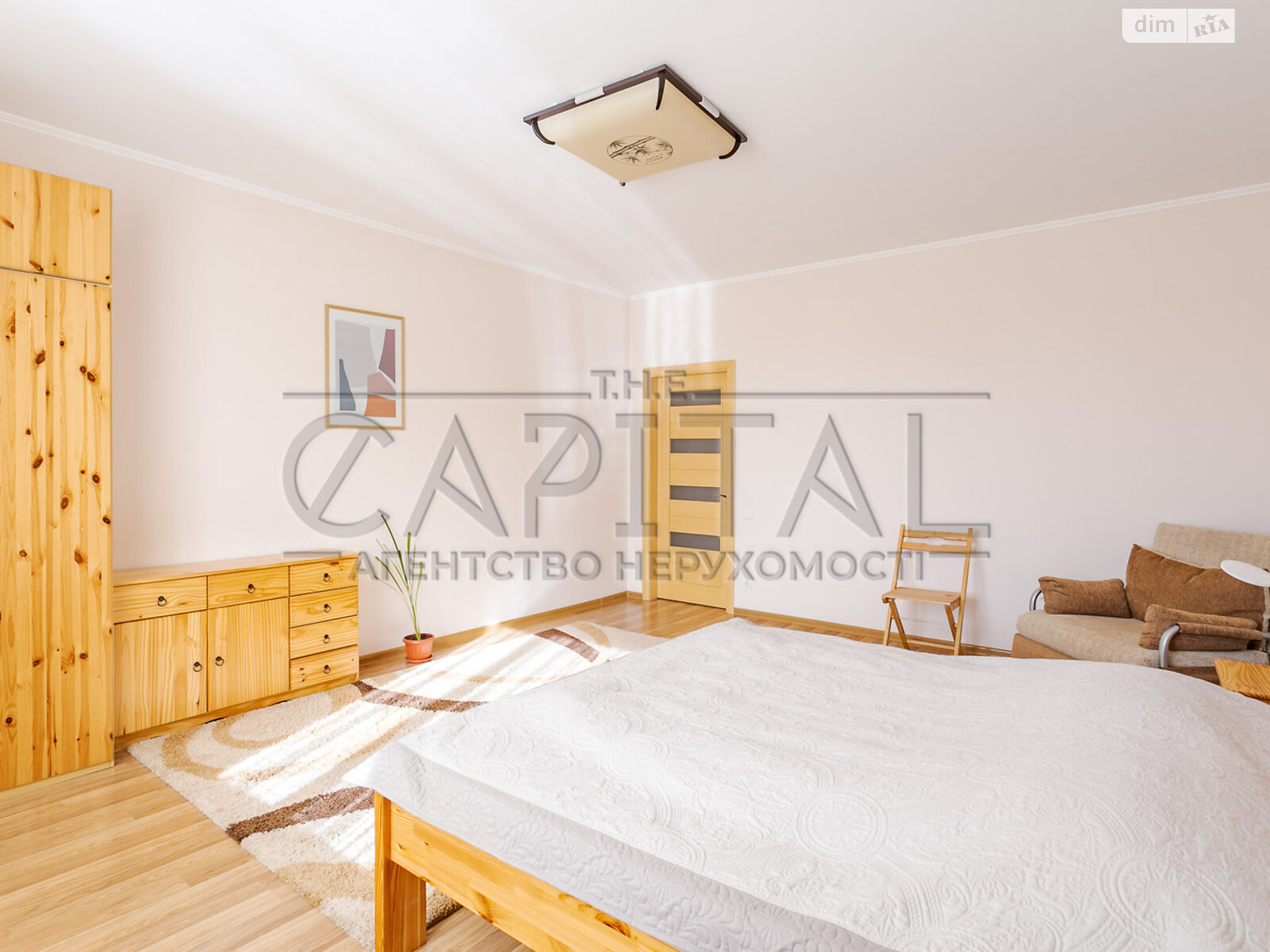 двухэтажный дом с балконом, 217 кв. м, кирпич. Продажа в Гатном фото 1