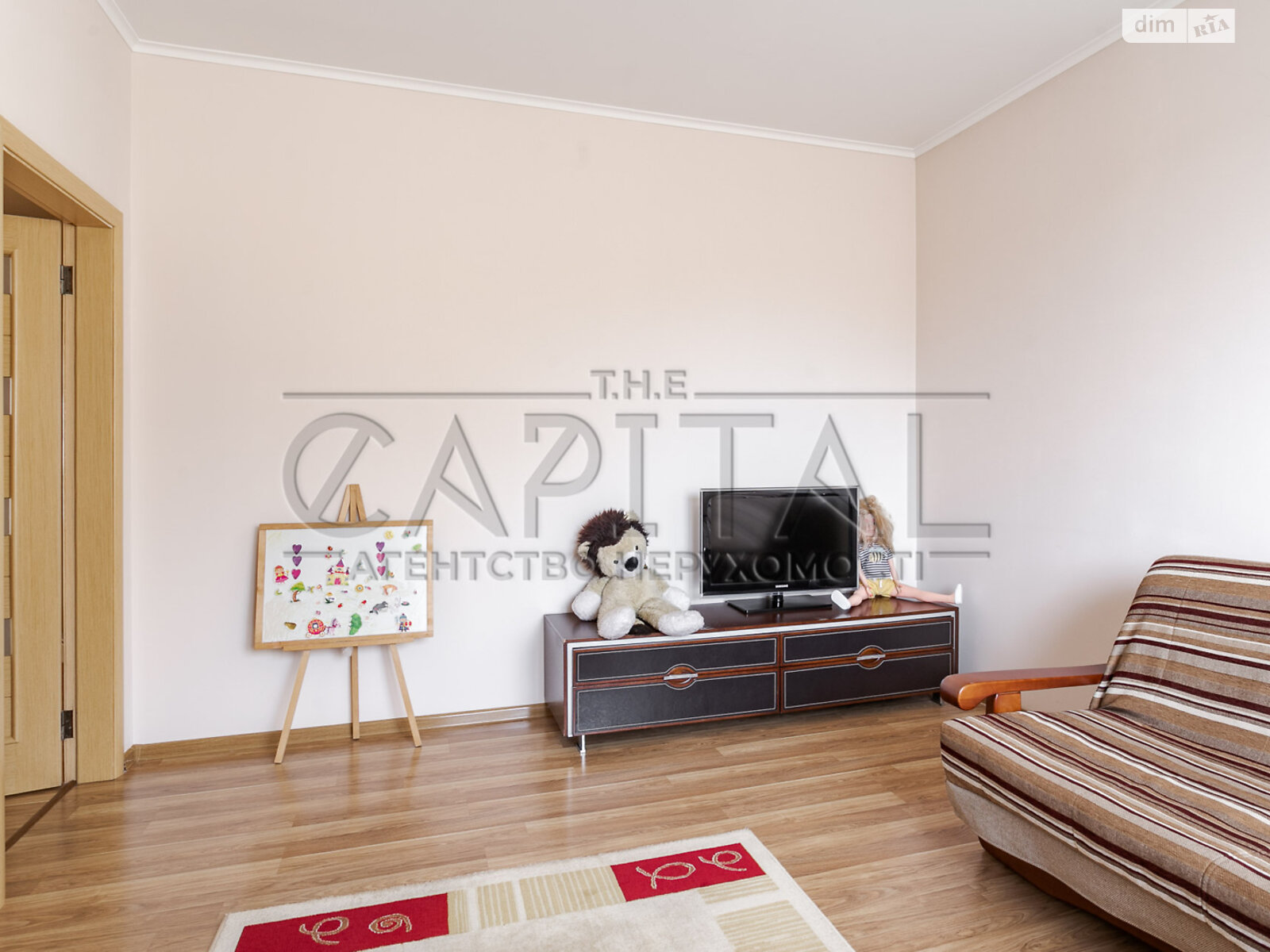 двухэтажный дом с балконом, 217 кв. м, кирпич. Продажа в Гатном фото 1