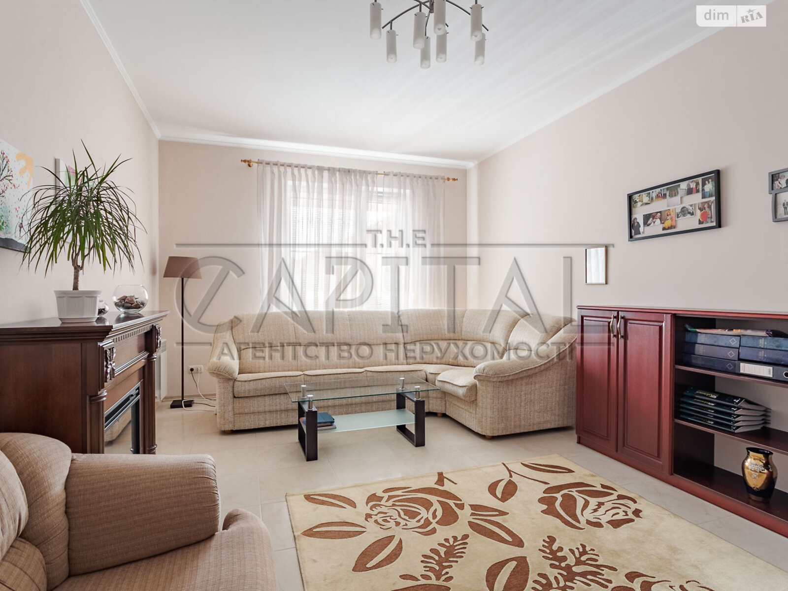 двухэтажный дом с балконом, 217 кв. м, кирпич. Продажа в Гатном фото 1