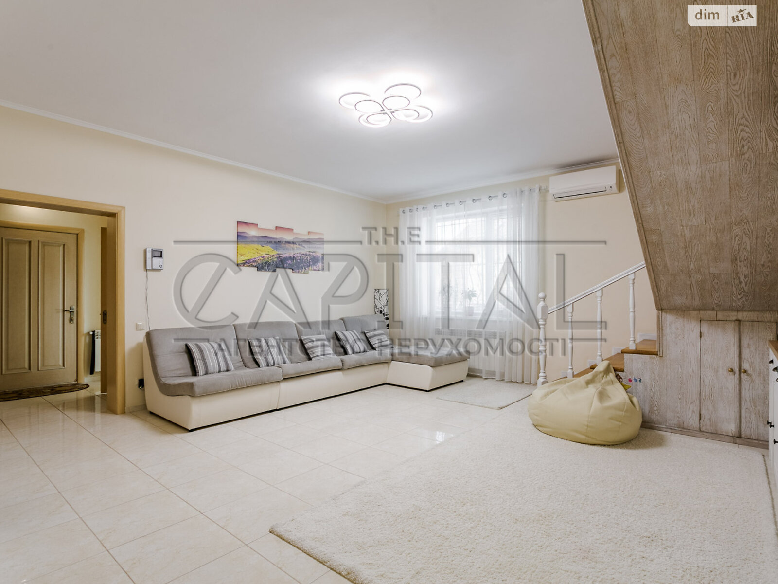 двухэтажный дом с балконом, 217 кв. м, кирпич. Продажа в Гатном фото 1