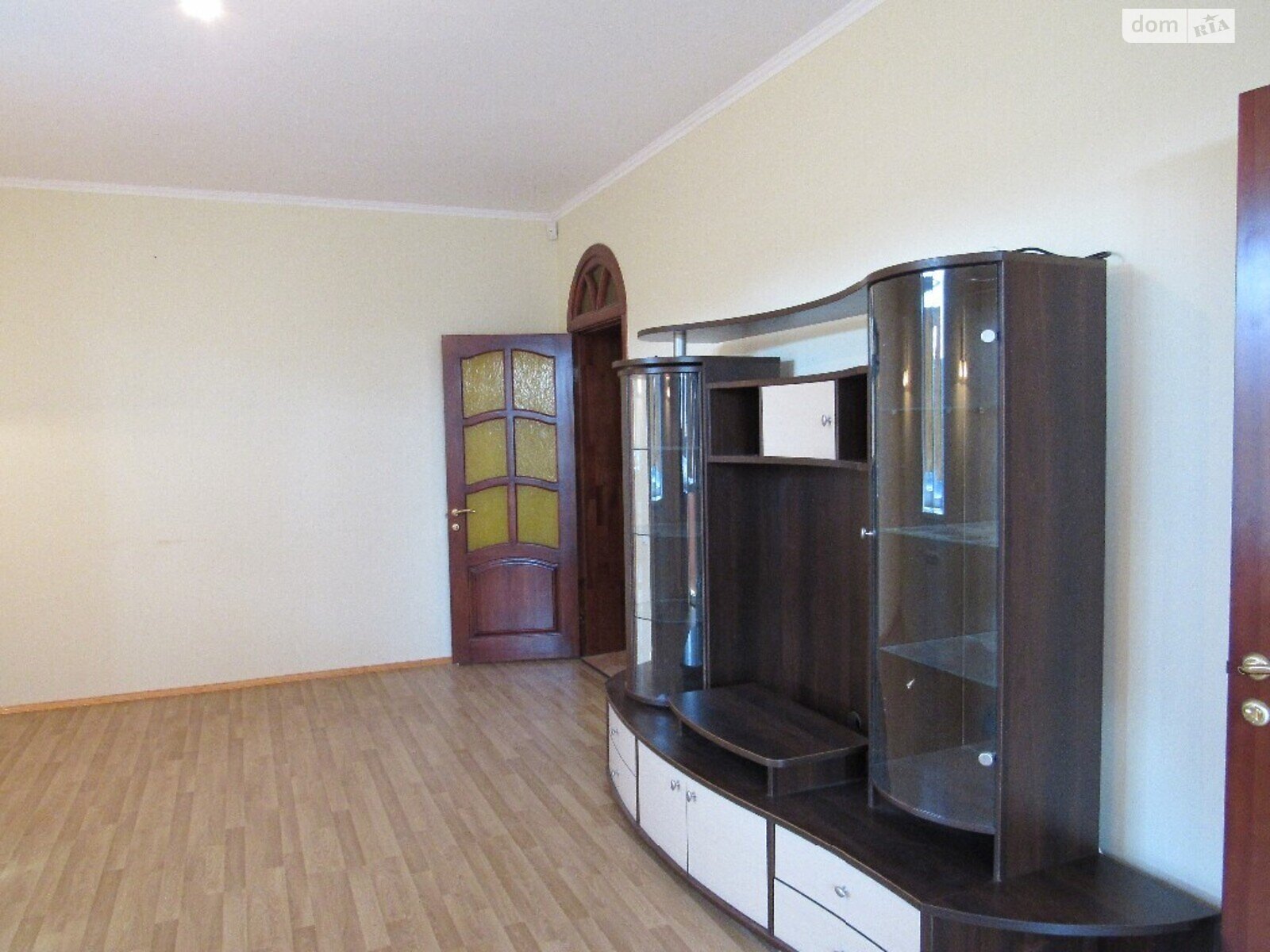 трехэтажный дом веранда, 438 кв. м, кирпич. Продажа в Гатном фото 1