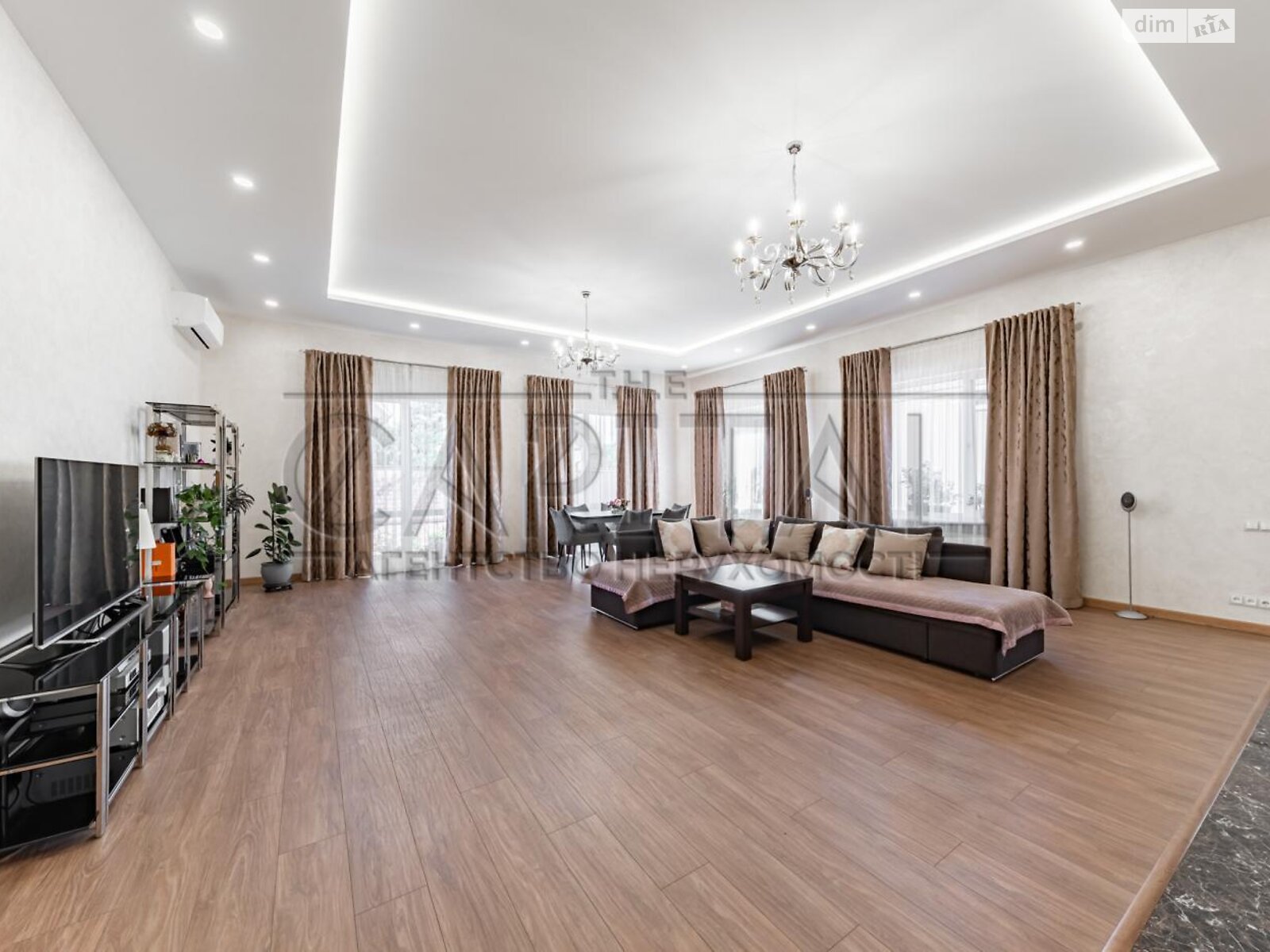двоповерховий будинок з гаражем, 225 кв. м, цегла. Продаж у Гатне фото 1 двоповерховий будинок з гаражем, 225 кв. м, цегла. Продаж у Гатне фото 1