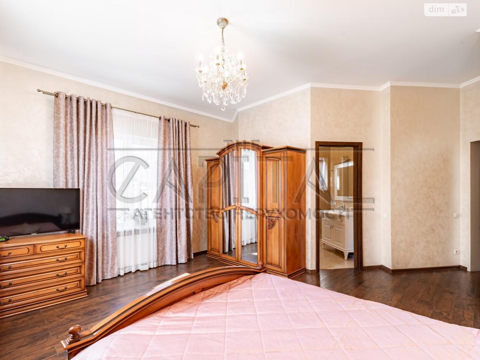 двоповерховий будинок з гаражем, 225 кв. м, цегла. Продаж у Гатне фото 1 двоповерховий будинок з гаражем, 225 кв. м, цегла. Продаж у Гатне фото 1