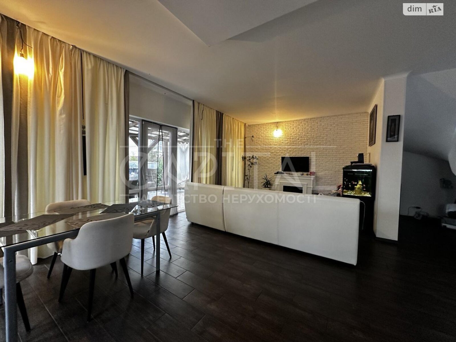 двоповерховий будинок з ремонтом, 155 кв. м, цегла. Продаж у Гатне фото 1 двоповерховий будинок з ремонтом, 155 кв. м, цегла. Продаж у Гатне фото 1