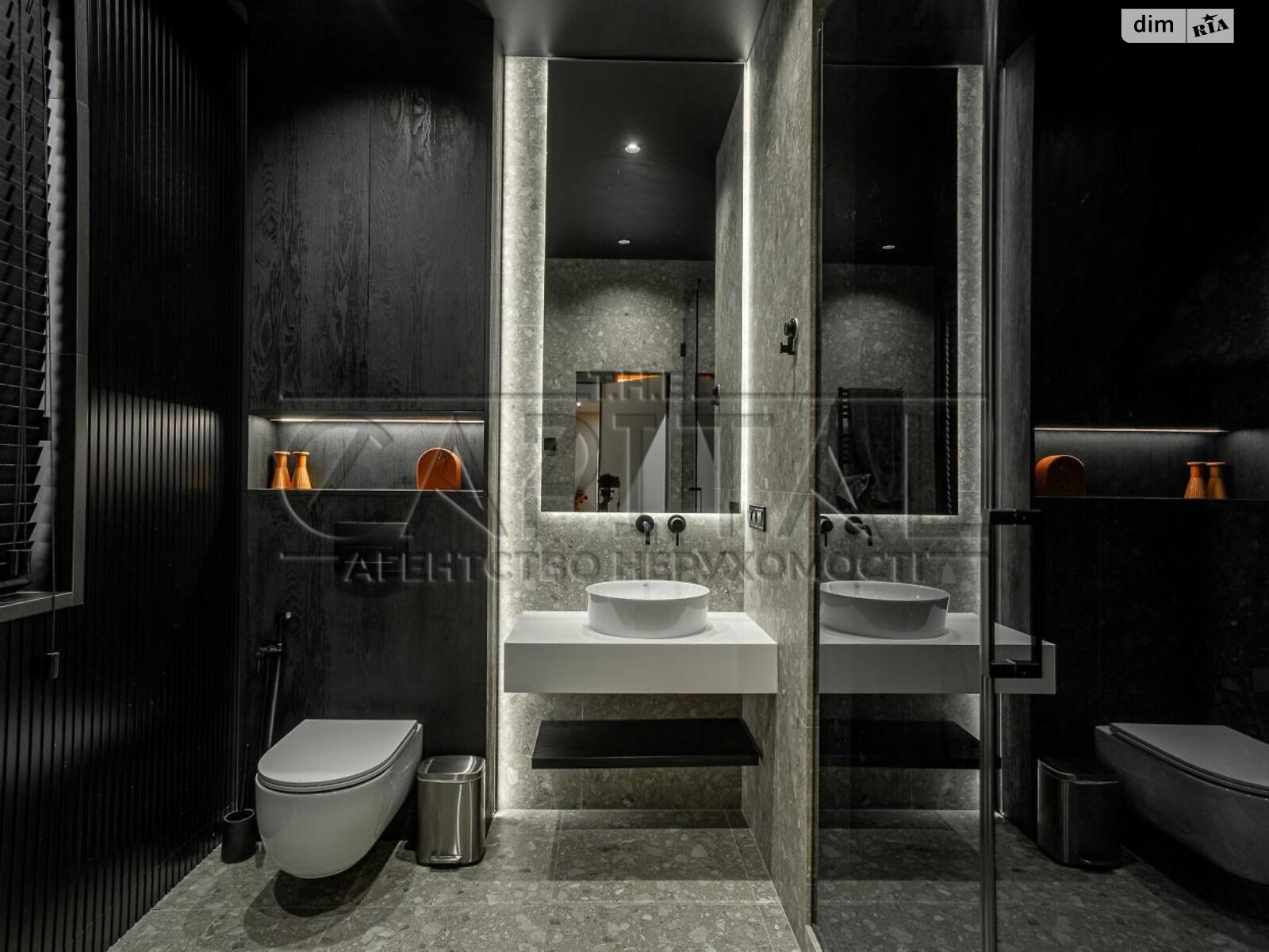 двухэтажный дом с гаражом, 250 кв. м, кирпич. Продажа в Гатном фото 1