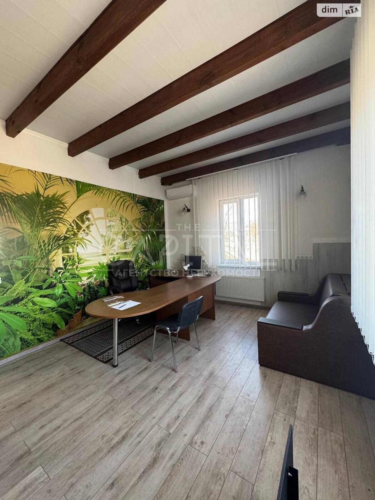 двухэтажный дом с гаражом, 280 кв. м, кирпич. Продажа в Гатном фото 1 двухэтажный дом с гаражом, 280 кв. м, кирпич. Продажа в Гатном фото 1