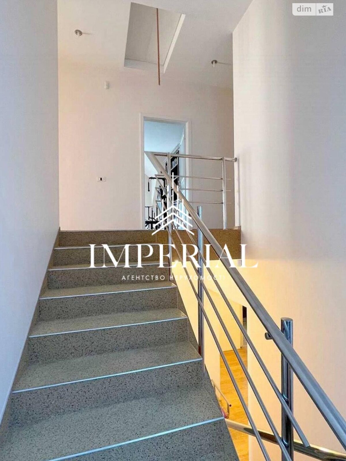 двоповерховий будинок, 377 кв. м, кирпич. Продаж у Гатне фото 1